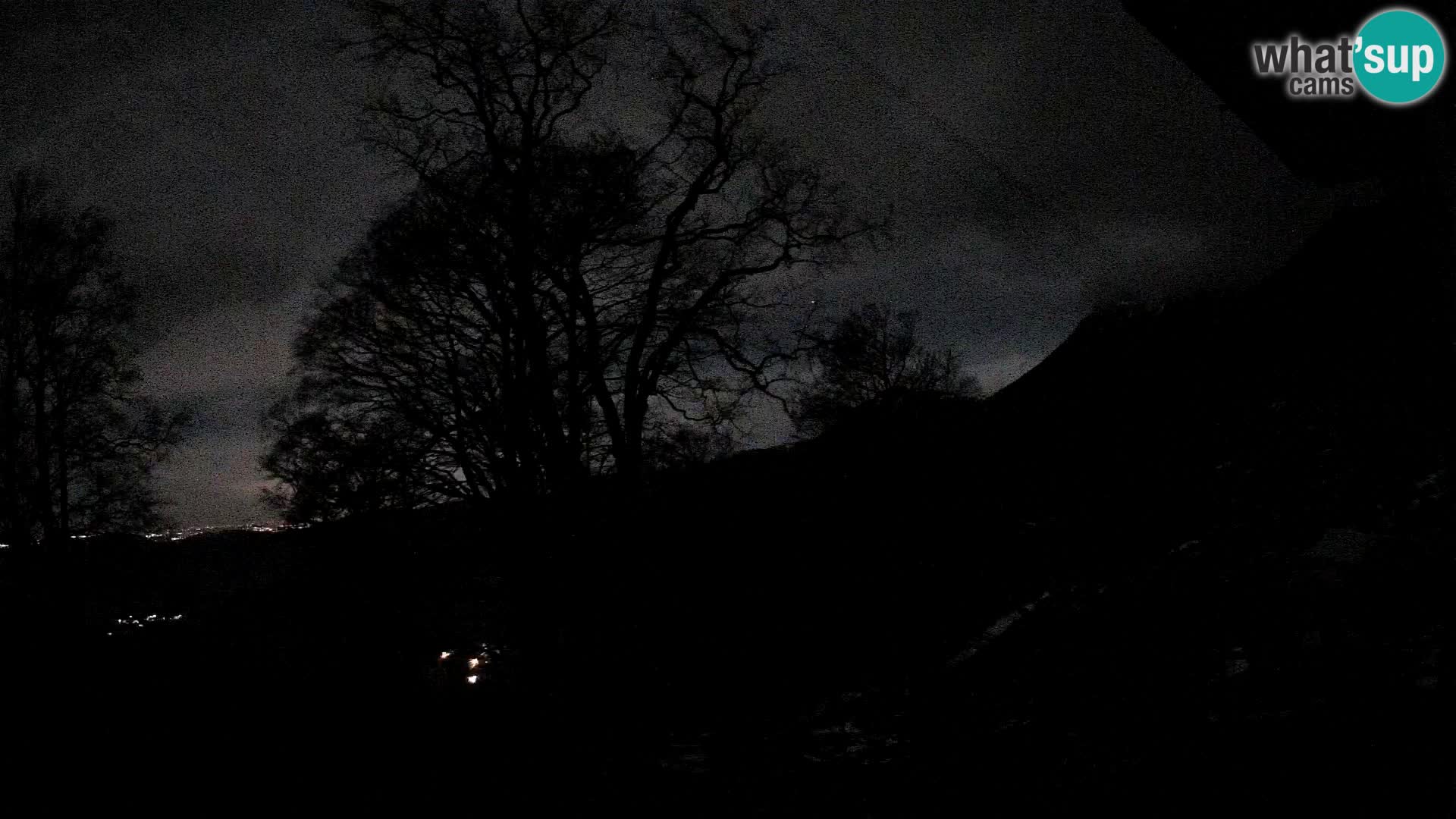 Baita di montagna Planina Razor webcam (1315) | vista su Tolminski Migovec