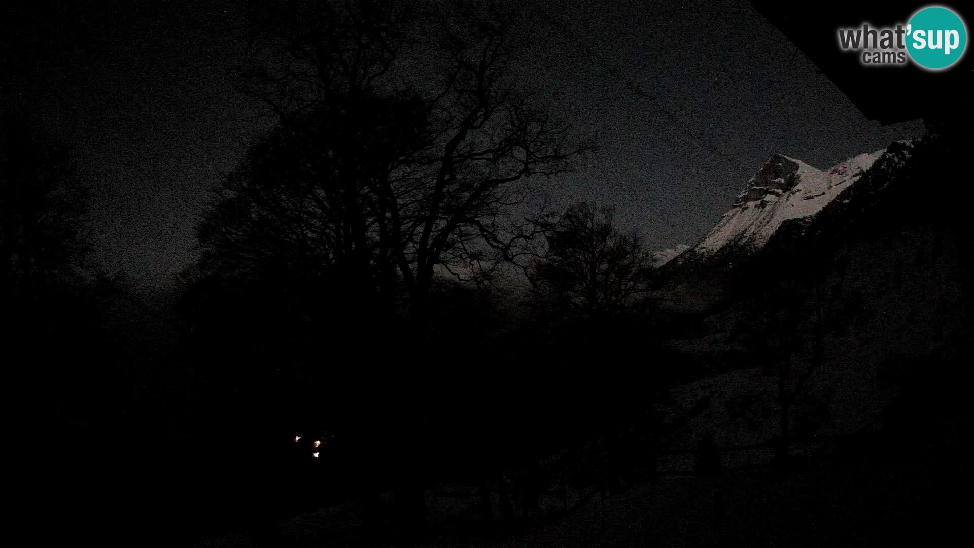 Refuge de la montagne Planina Razor caméra en direct (1315) | vue sur Tolminski Migovec
