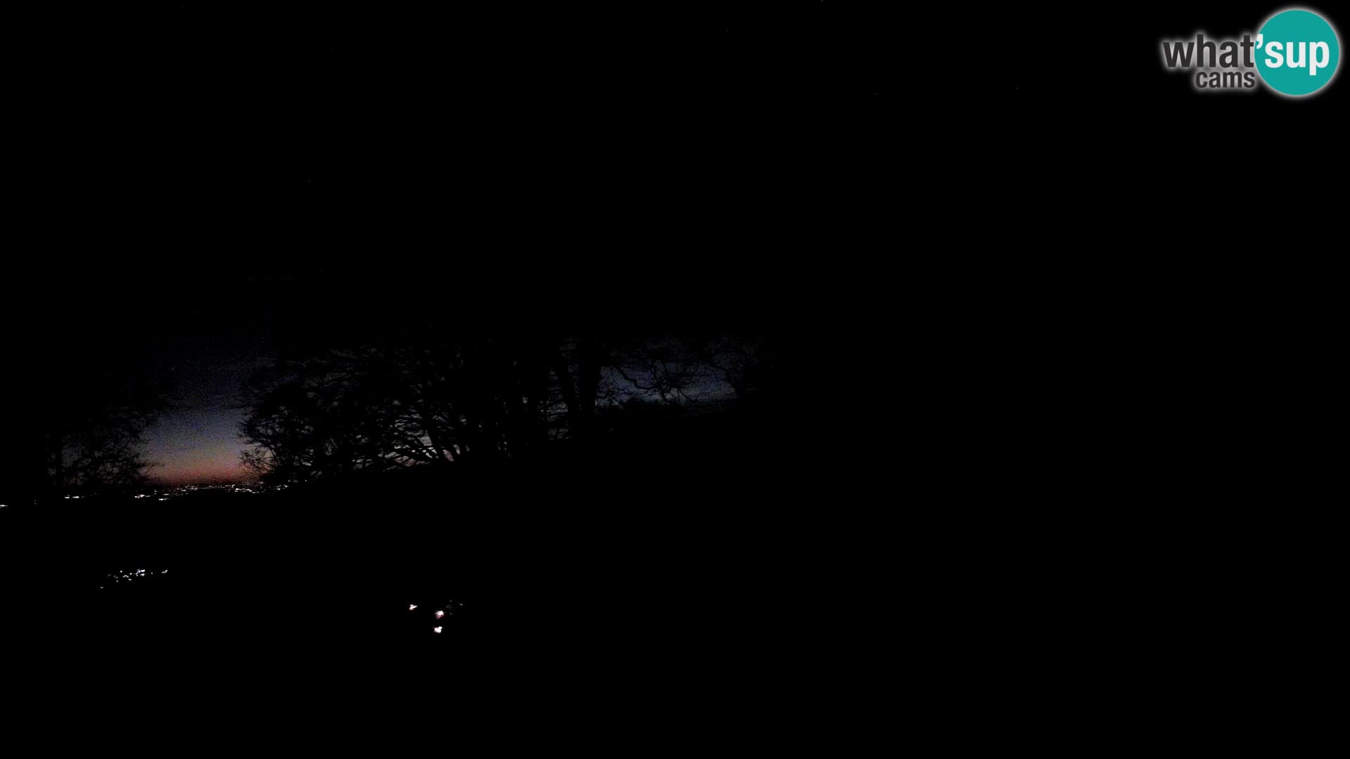 Planina Razor Bergütte Webcam (1315) | Blick auf Tolminski Migovec