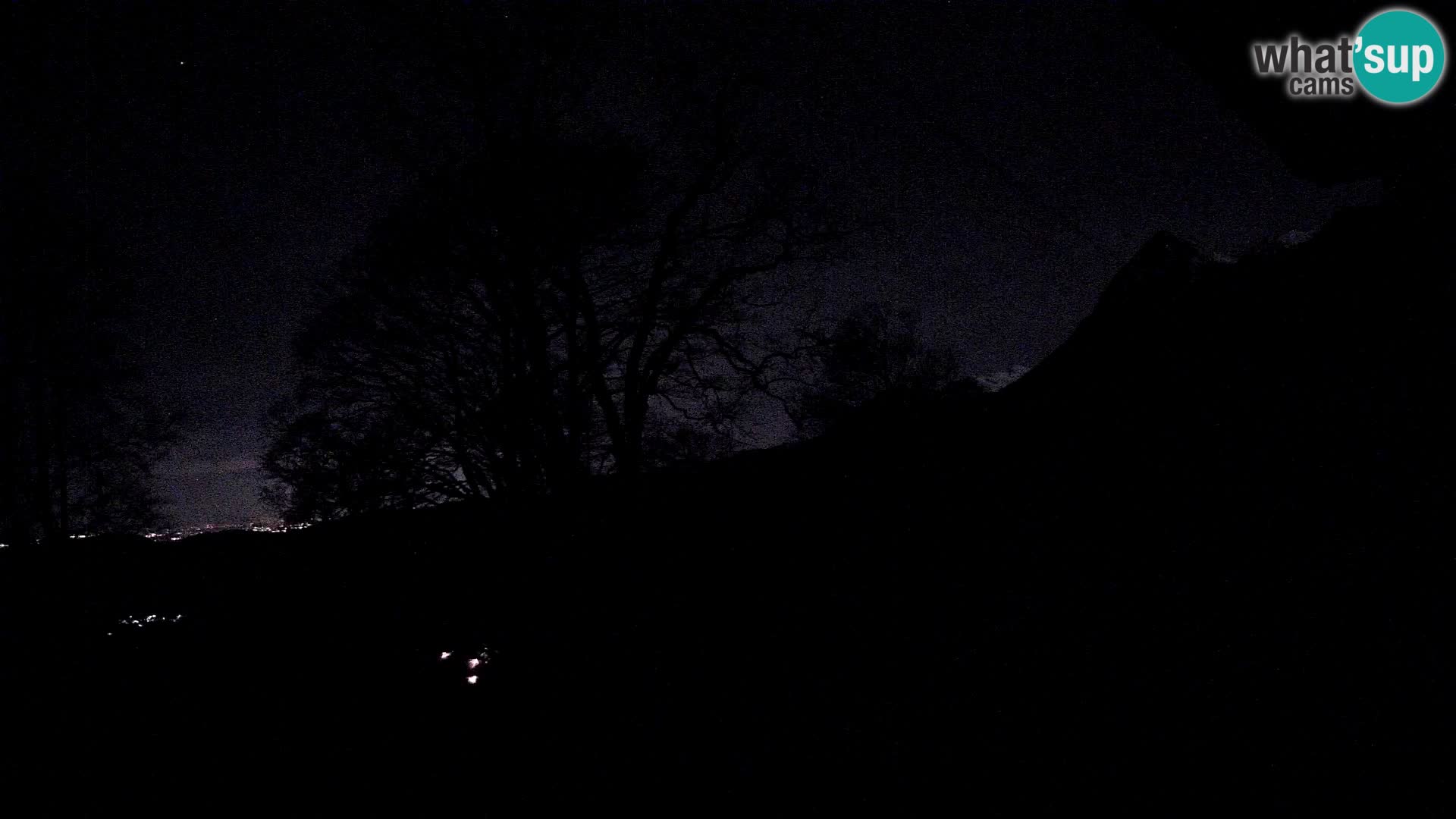 Refuge de la montagne Planina Razor caméra en direct (1315) | vue sur Tolminski Migovec