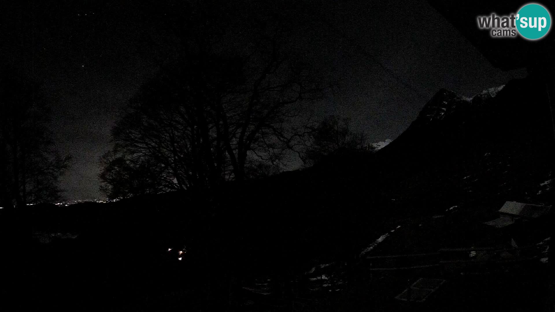 Baita di montagna Planina Razor webcam (1315) | vista su Tolminski Migovec