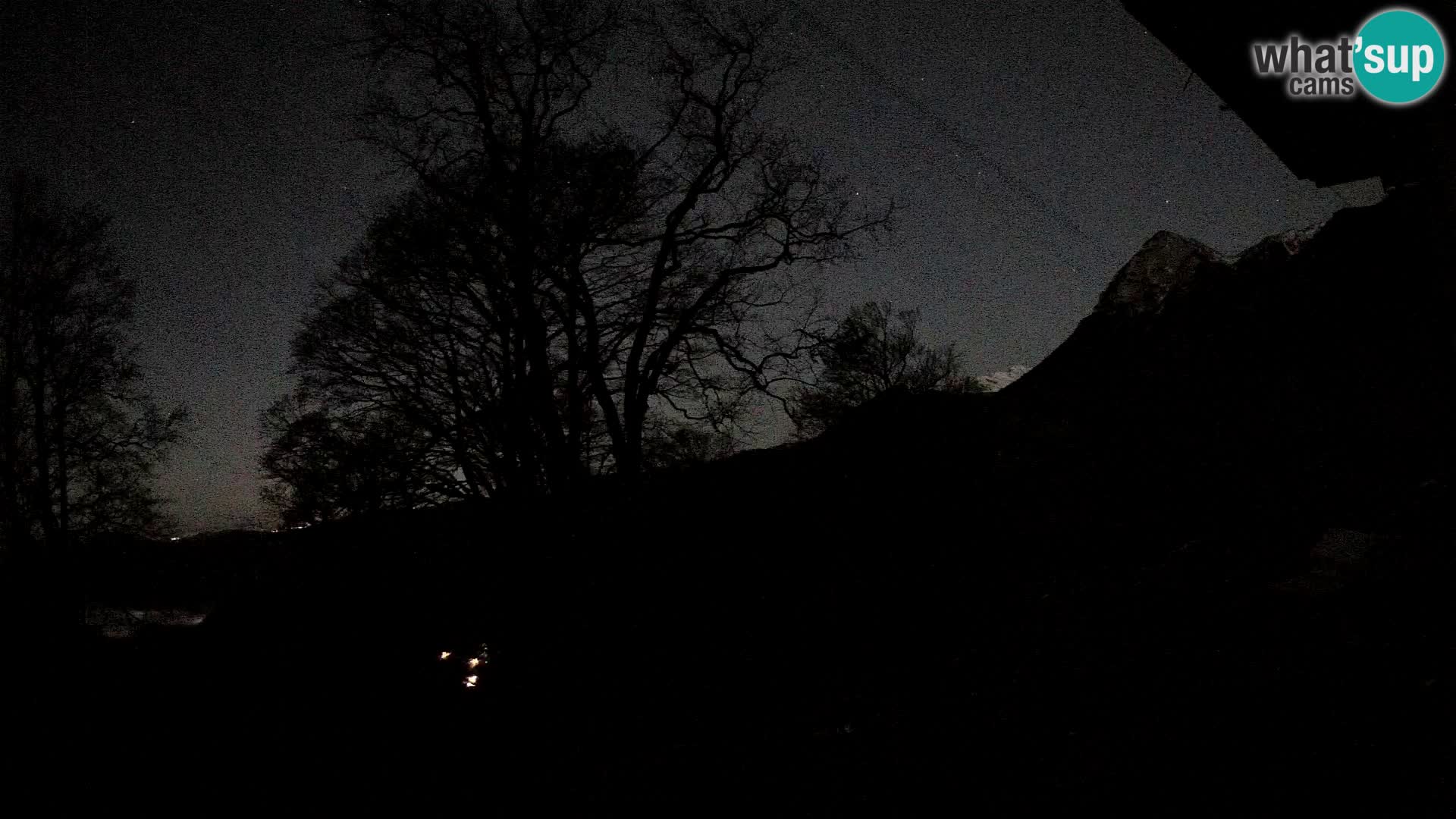 Refuge de la montagne Planina Razor caméra en direct (1315) | vue sur Tolminski Migovec