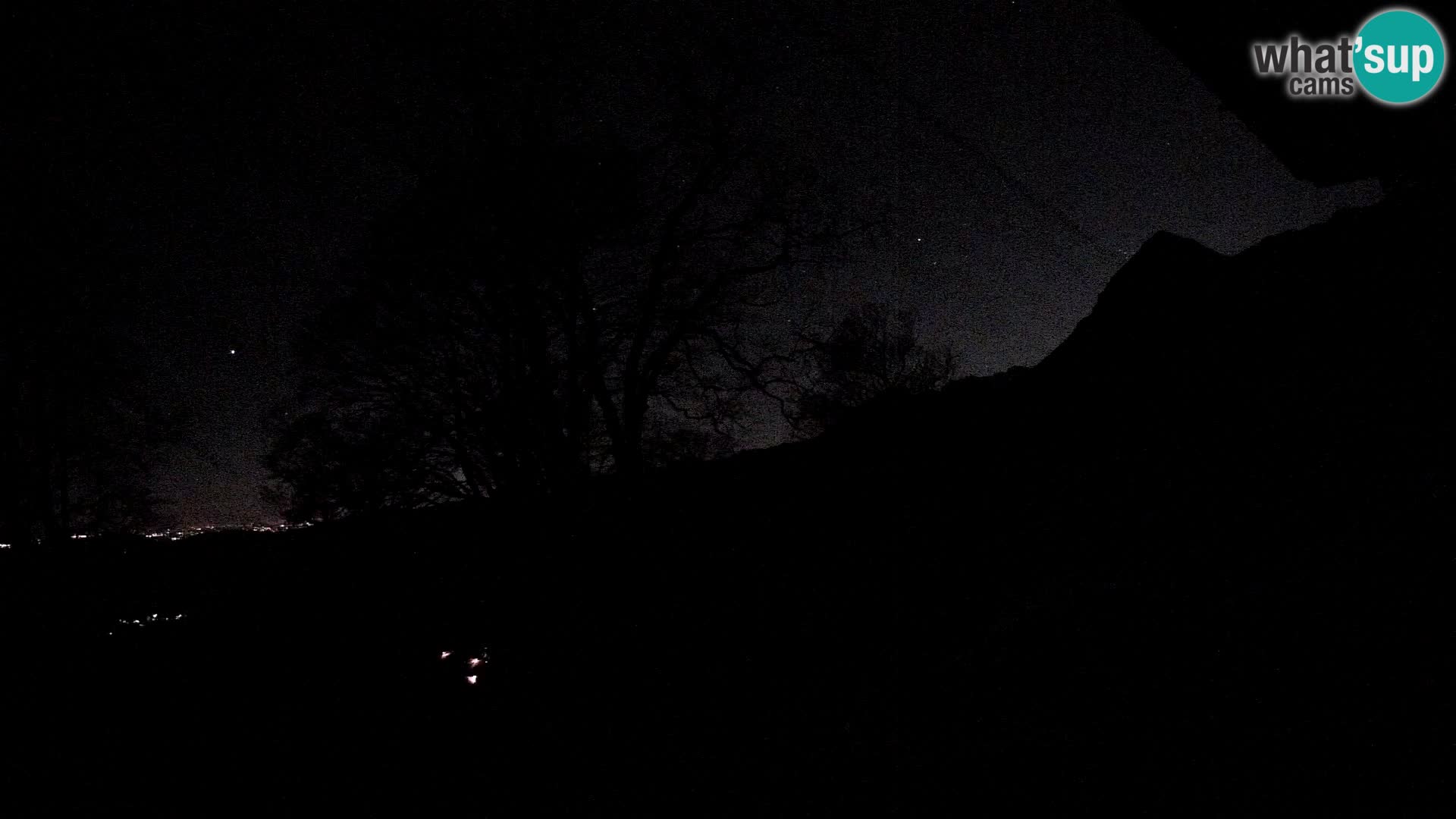 Planinarski dom na planini Razor (1315) | Pogled na Tolminski Migovec