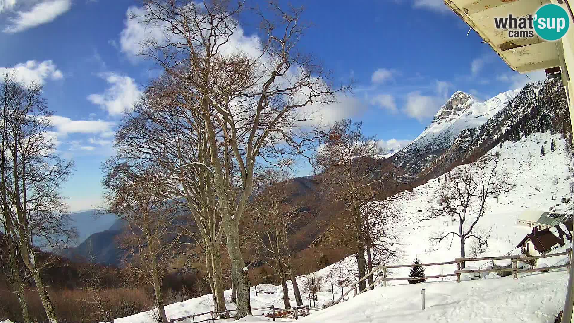 Refuge de la montagne Planina Razor caméra en direct (1315) | vue sur Tolminski Migovec