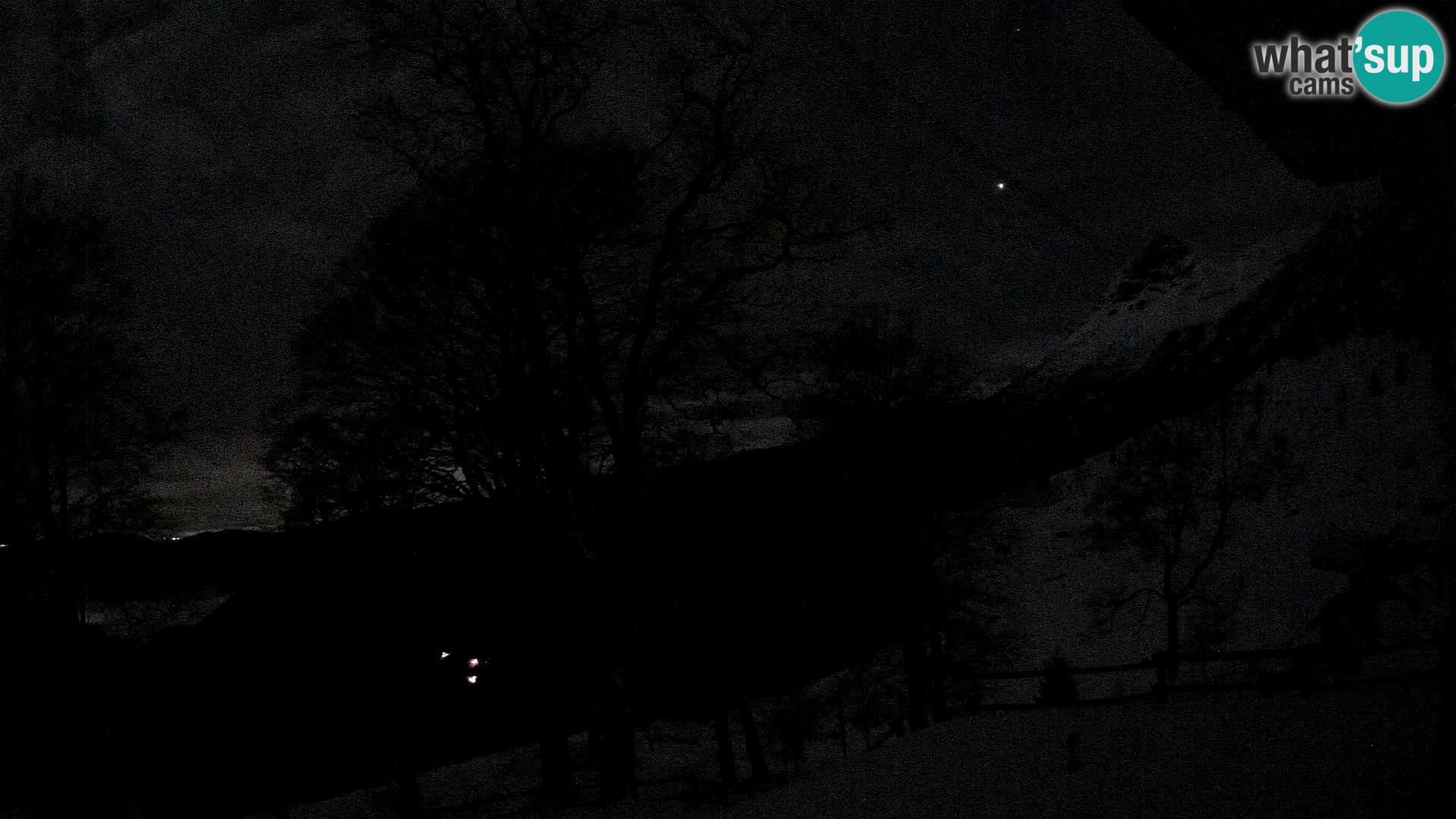 Baita di montagna Planina Razor webcam (1315) | vista su Tolminski Migovec