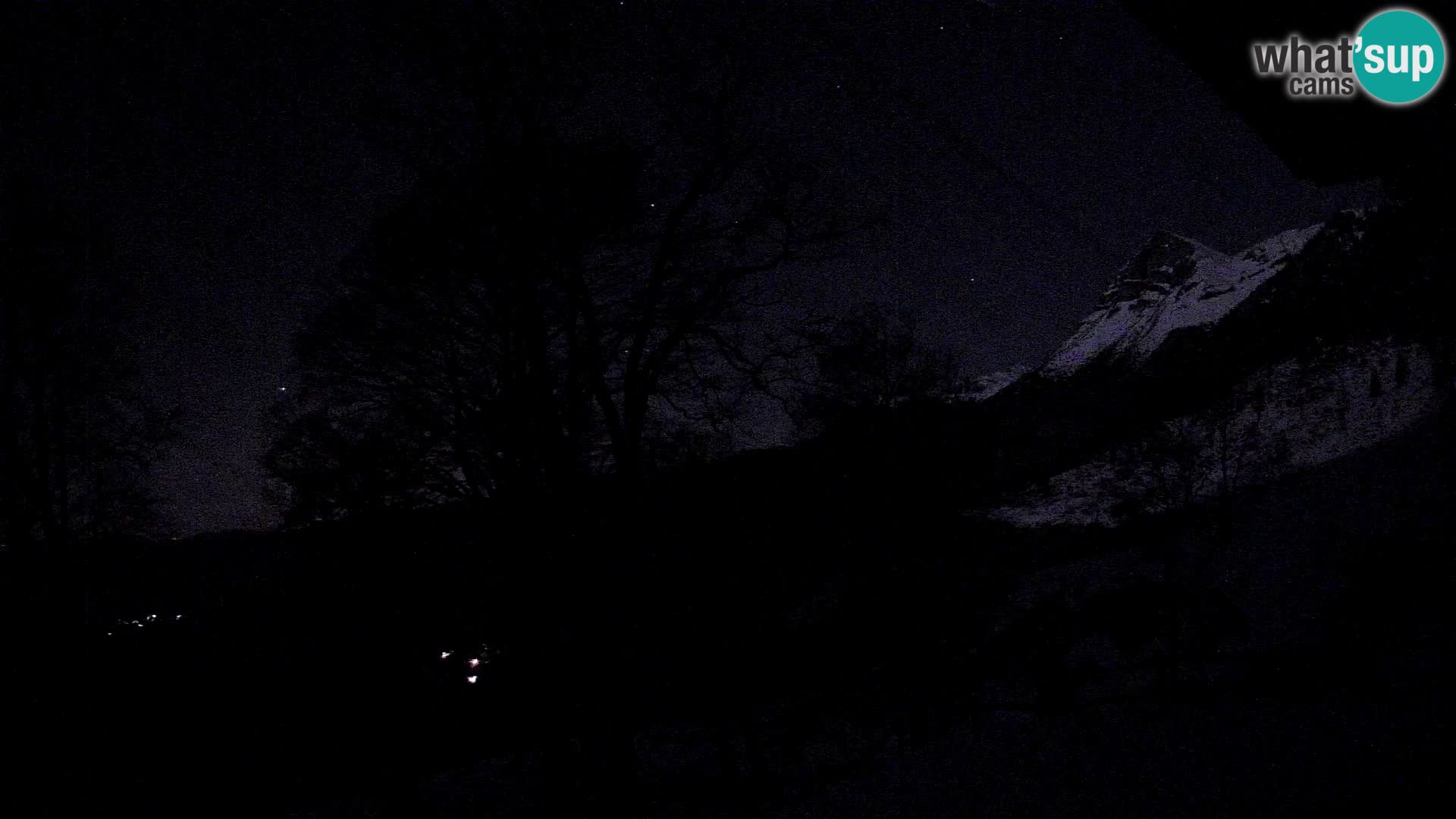 Planinarski dom na planini Razor (1315) | Pogled na Tolminski Migovec