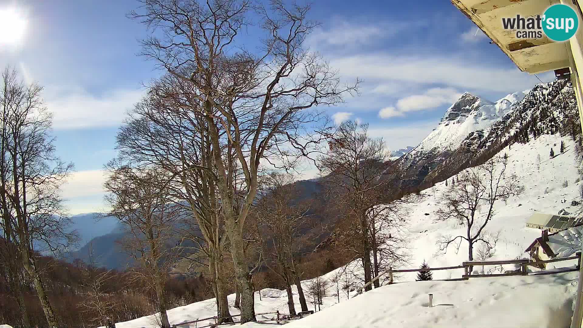 Refuge de la montagne Planina Razor caméra en direct (1315) | vue sur Tolminski Migovec