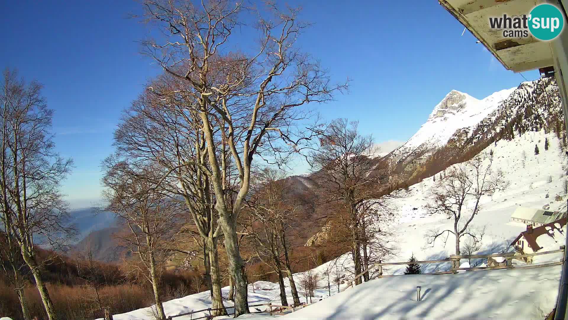 Refuge de la montagne Planina Razor caméra en direct (1315) | vue sur Tolminski Migovec