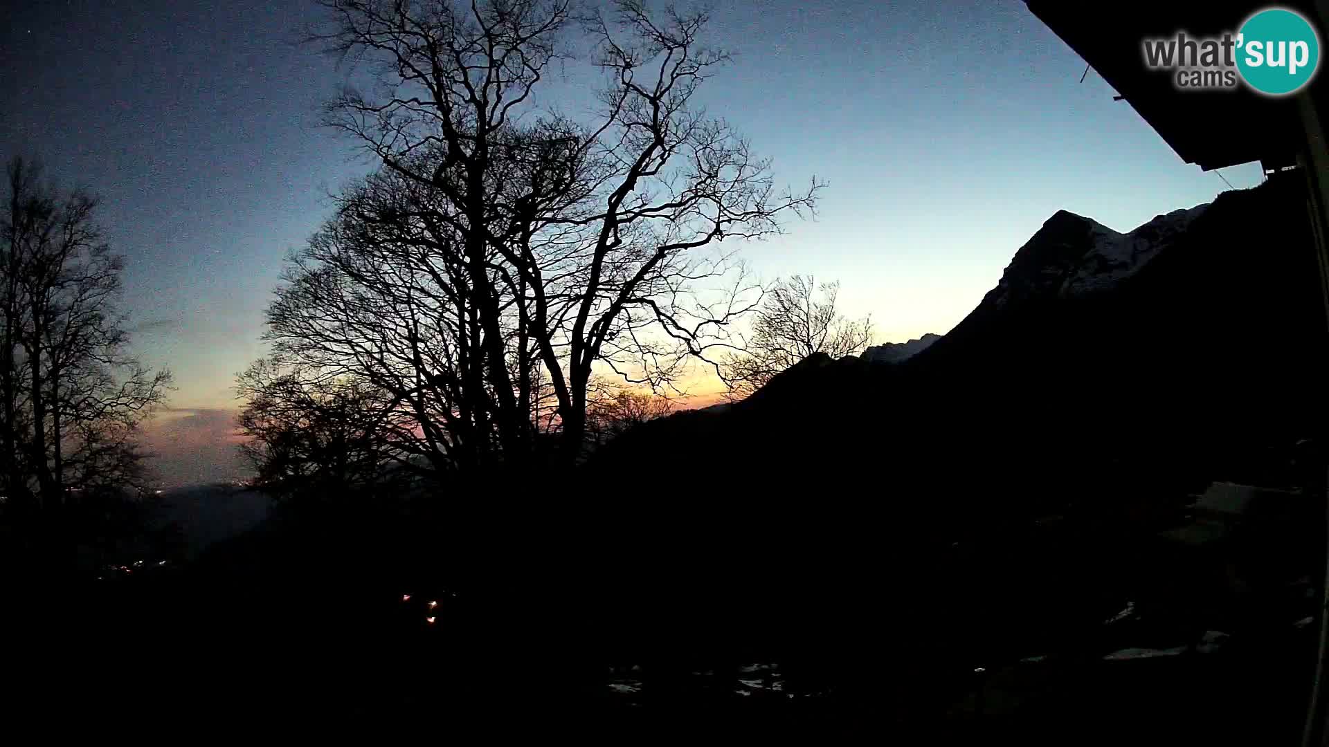 Refuge de la montagne Planina Razor caméra en direct (1315) | vue sur Tolminski Migovec