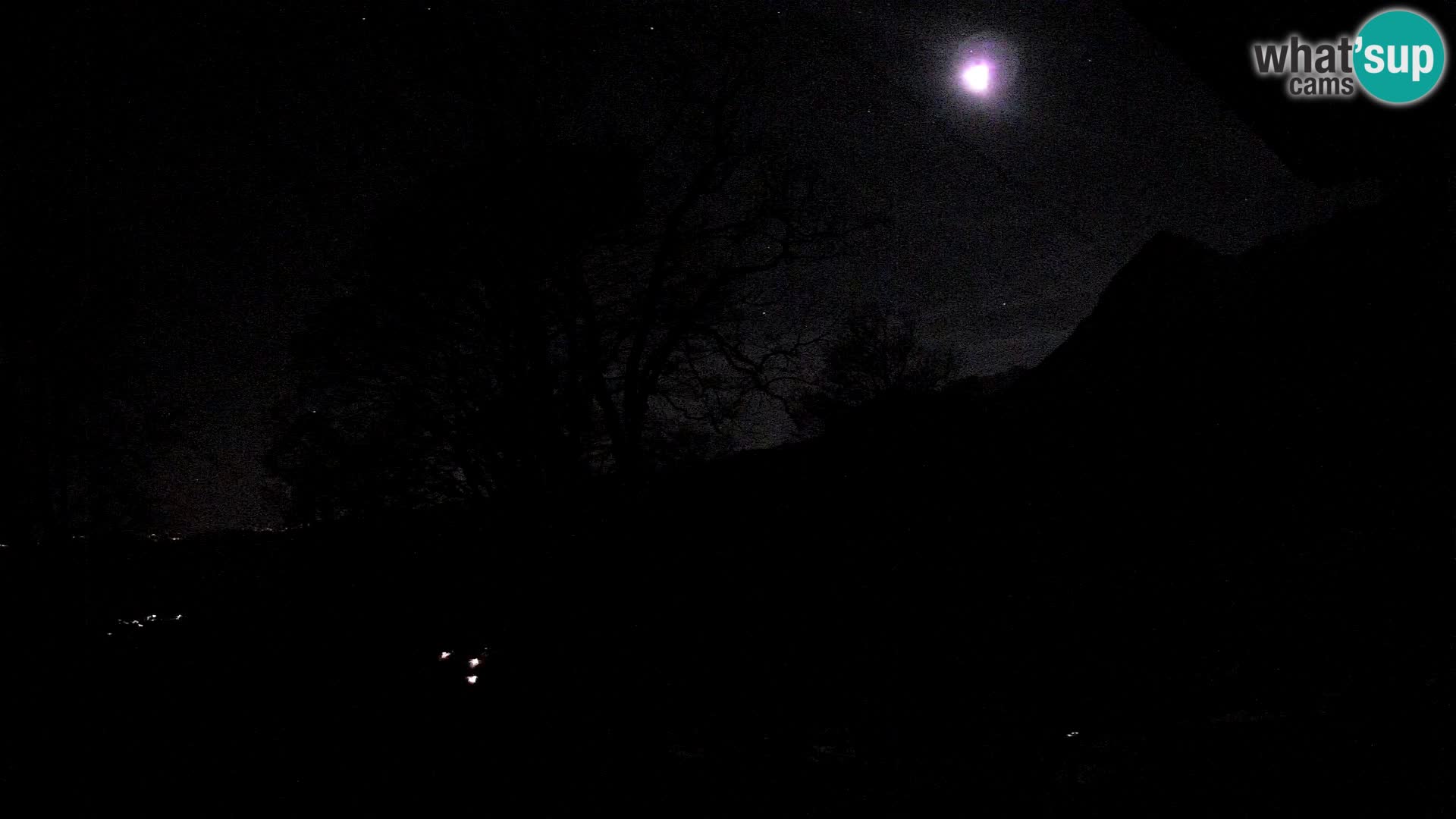 Planinarski dom na planini Razor (1315) | Pogled na Tolminski Migovec