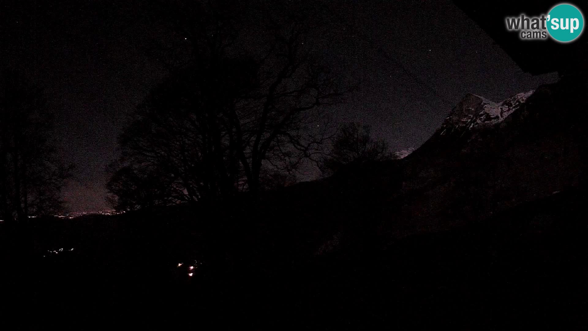 Baita di montagna Planina Razor webcam (1315) | vista su Tolminski Migovec