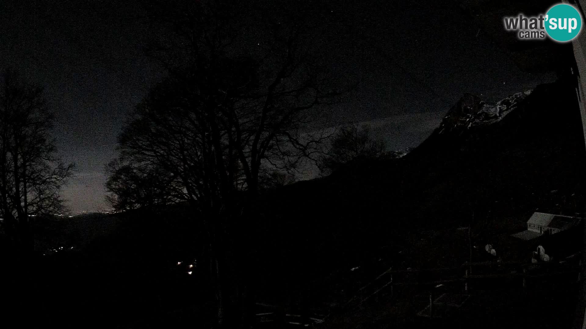 Baita di montagna Planina Razor webcam (1315) | vista su Tolminski Migovec