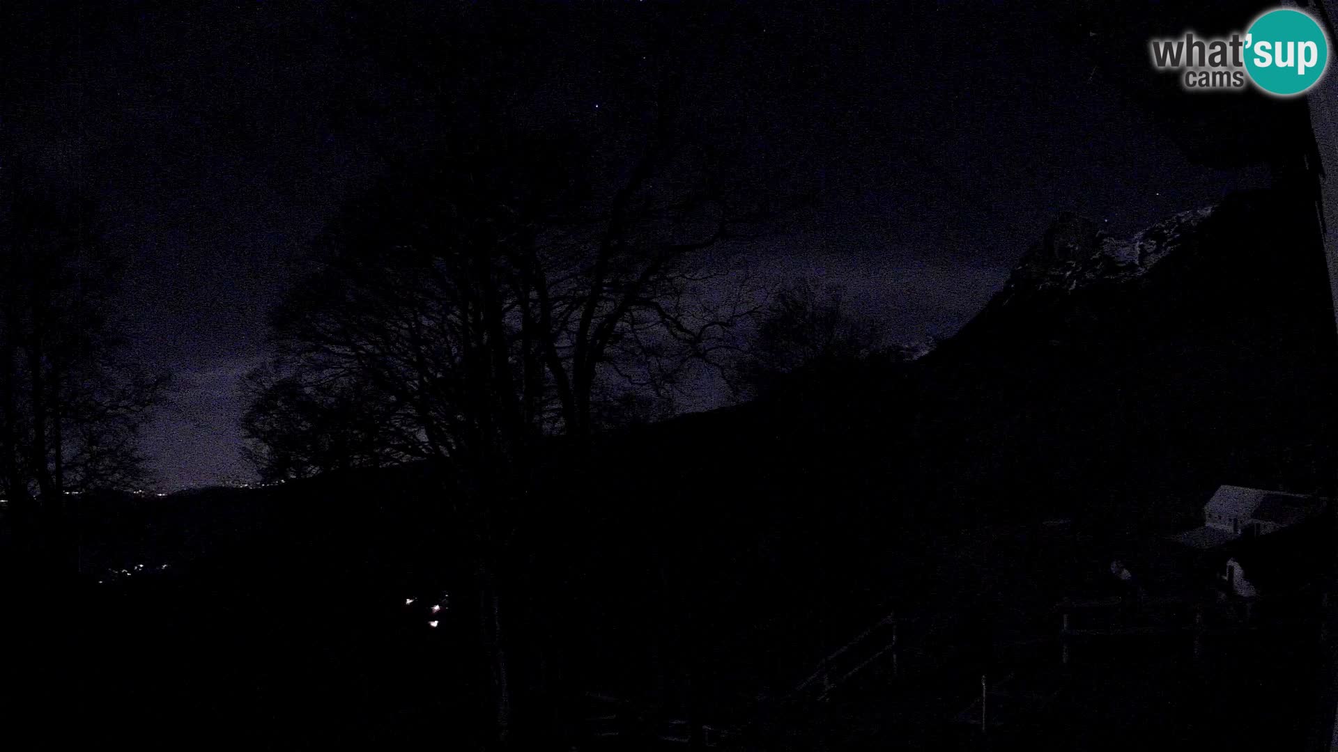 Refuge de la montagne Planina Razor caméra en direct (1315) | vue sur Tolminski Migovec