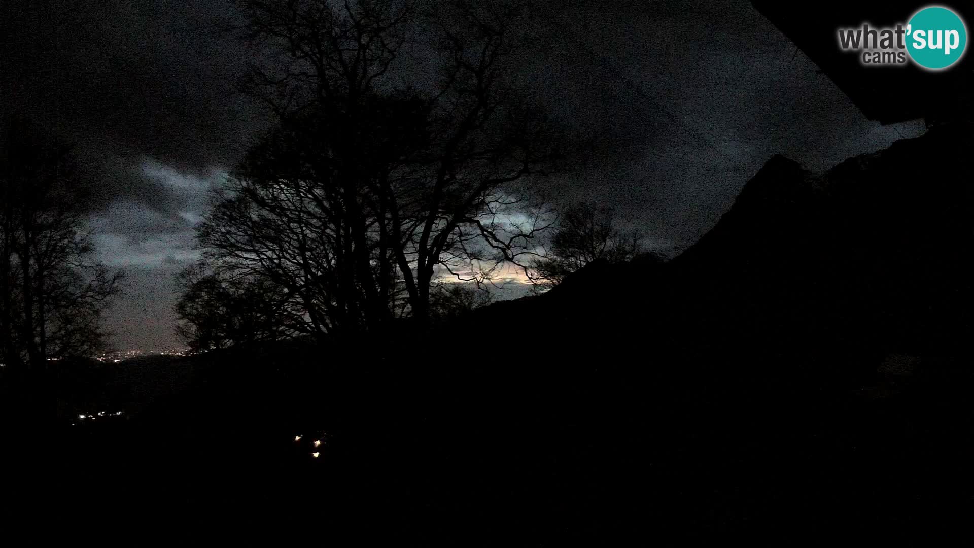 Baita di montagna Planina Razor webcam (1315) | vista su Tolminski Migovec