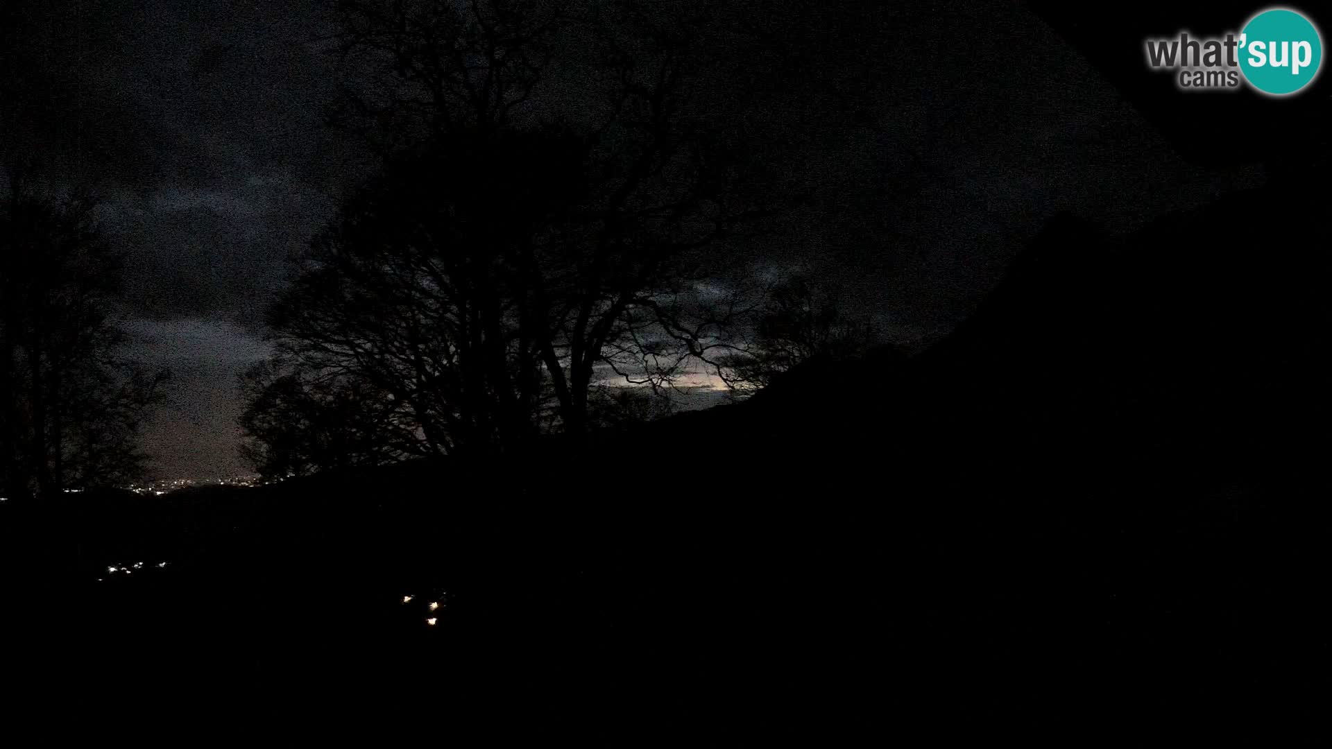 Baita di montagna Planina Razor webcam (1315) | vista su Tolminski Migovec