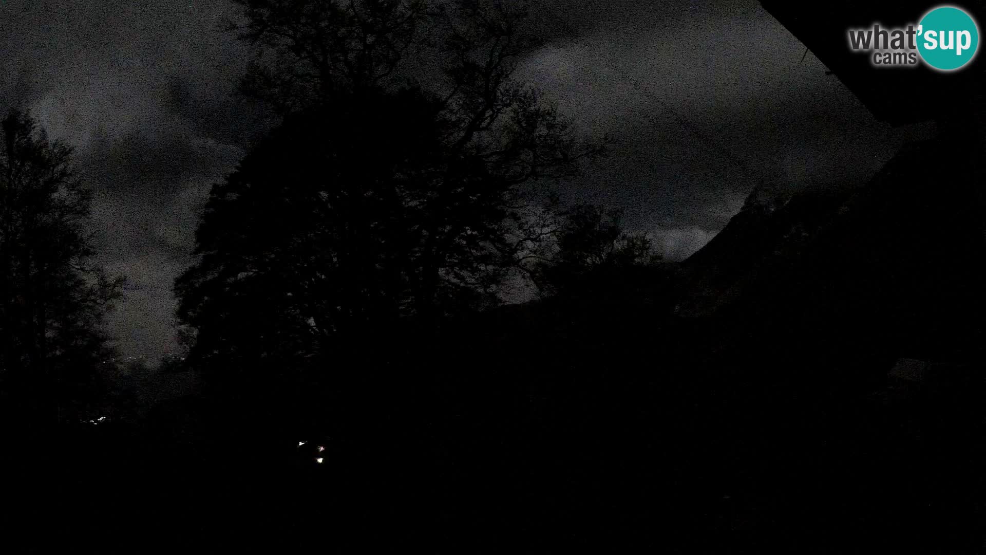 Refuge de la montagne Planina Razor caméra en direct (1315) | vue sur Tolminski Migovec