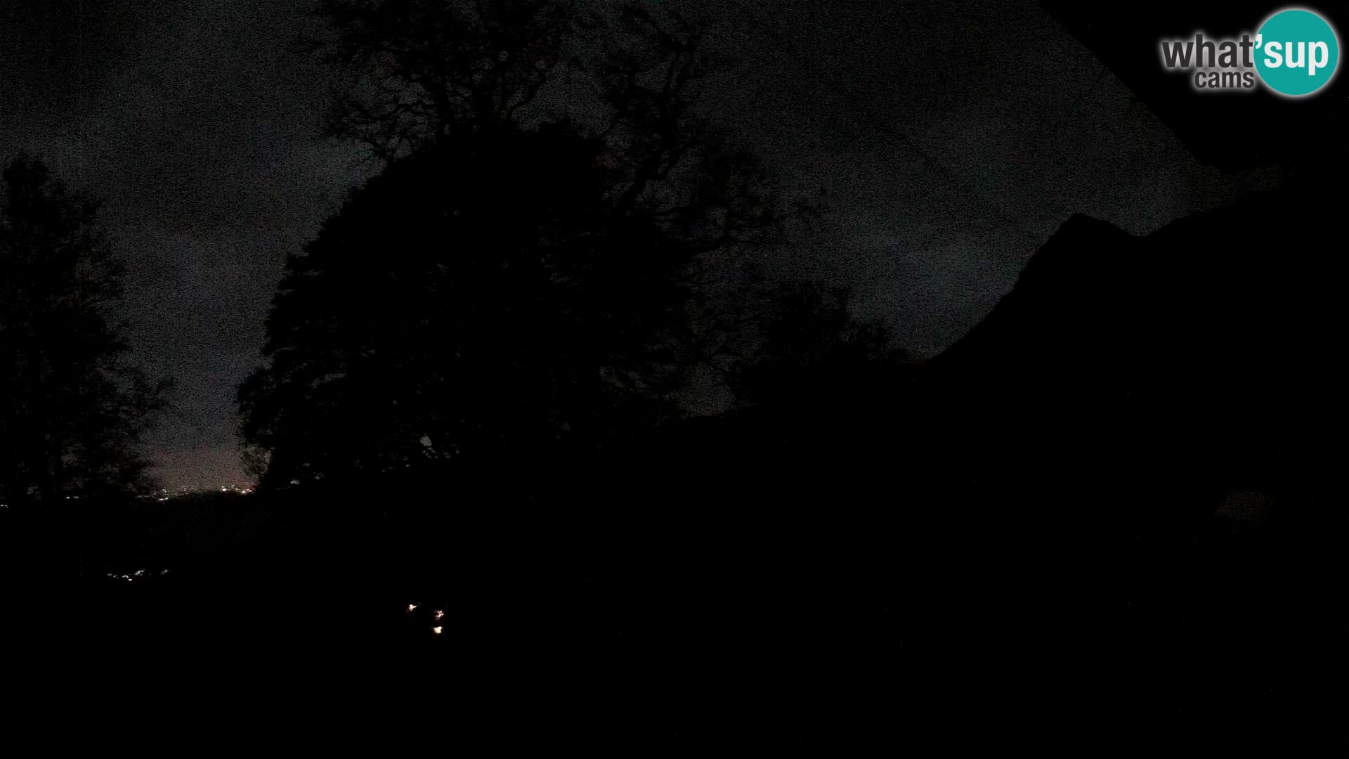 Refuge de la montagne Planina Razor caméra en direct (1315) | vue sur Tolminski Migovec