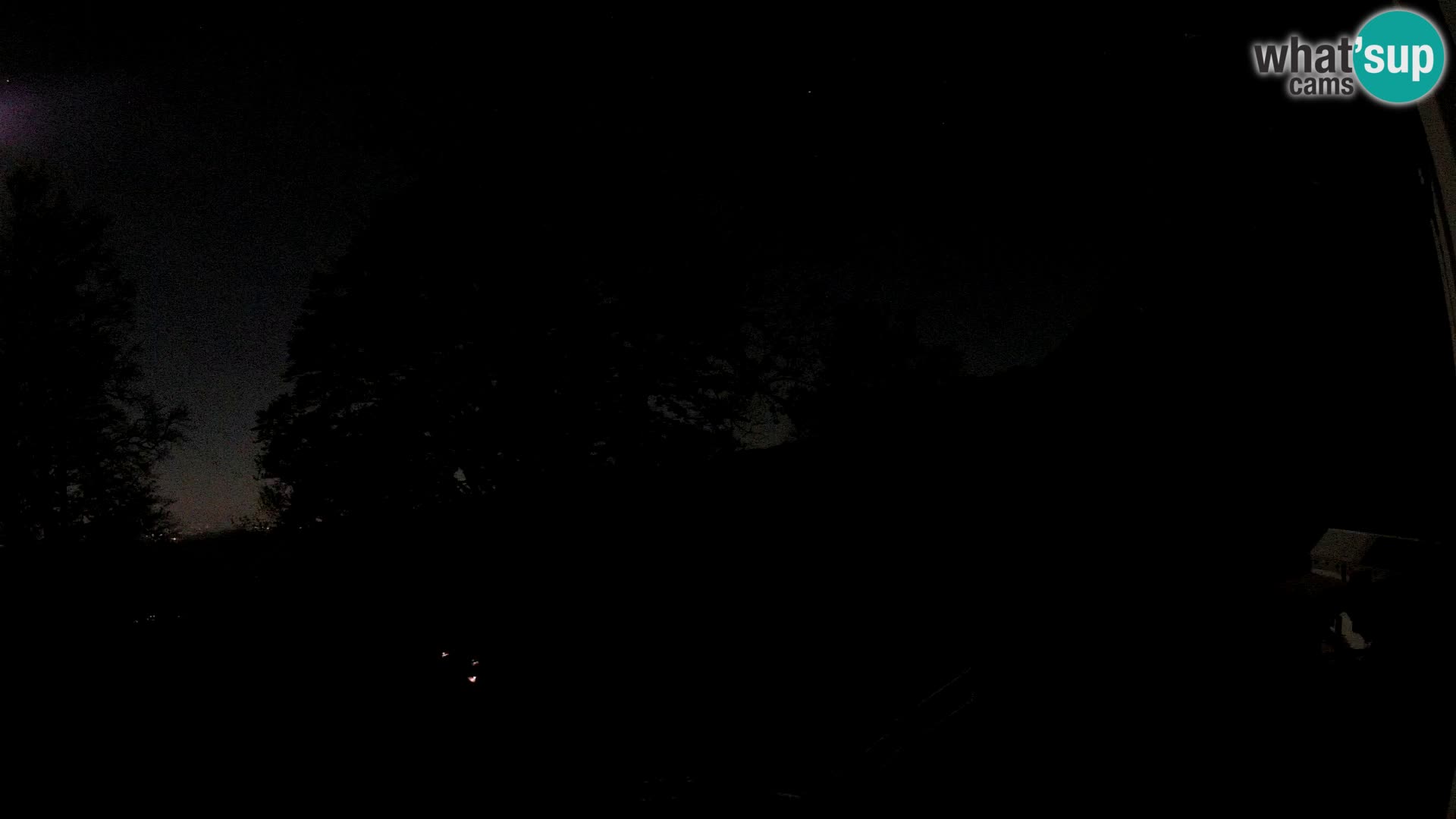 Baita di montagna Planina Razor webcam (1315) | vista su Tolminski Migovec