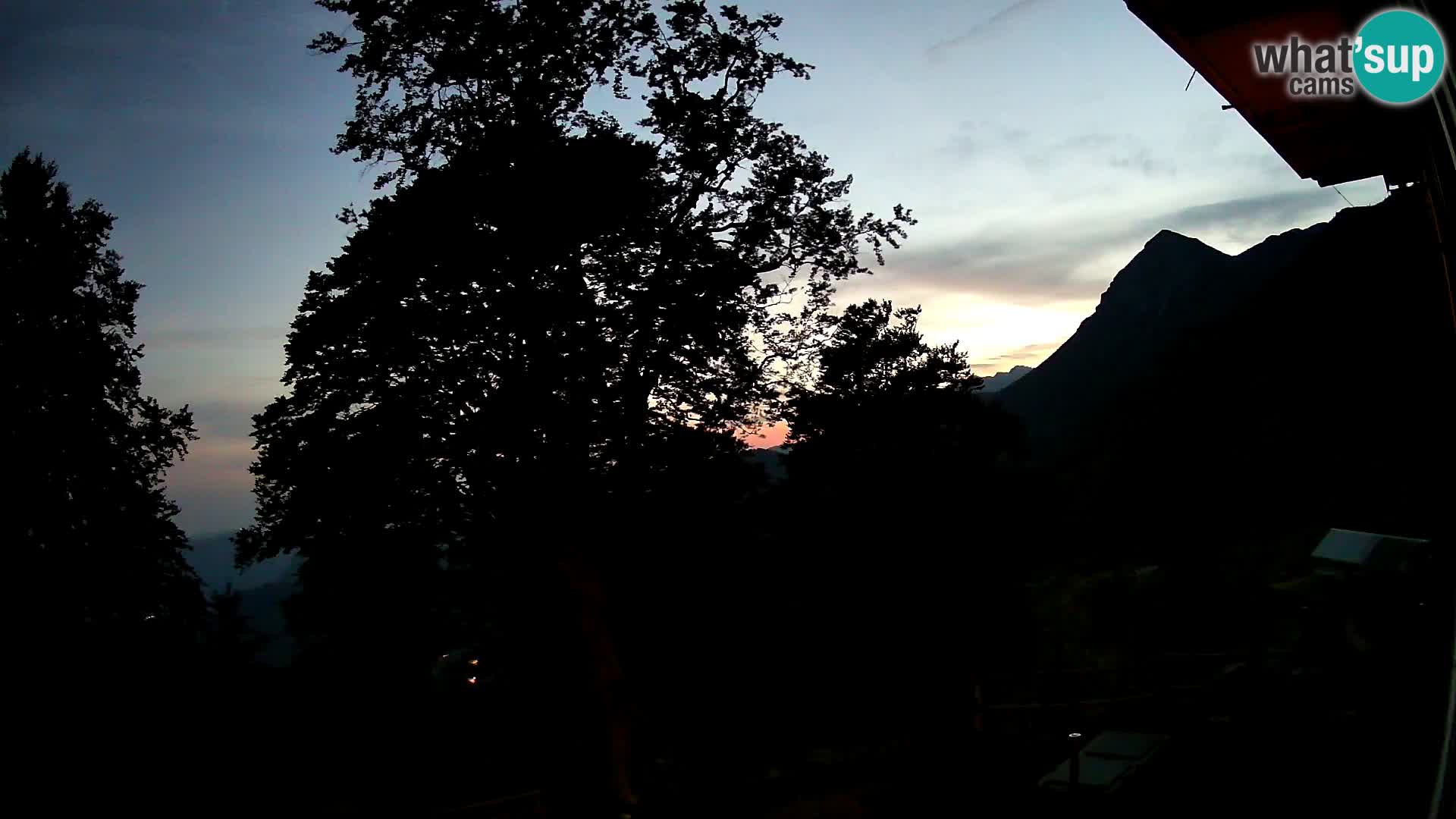 Planina Razor Mountain Hut live cam (1315) | view to Tolminski Migovec