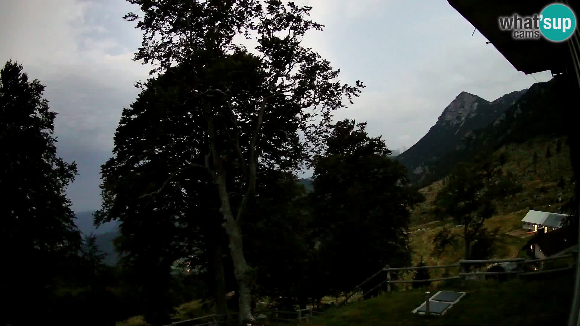 Planina Razor Mountain Hut live cam (1315) | view to Tolminski Migovec