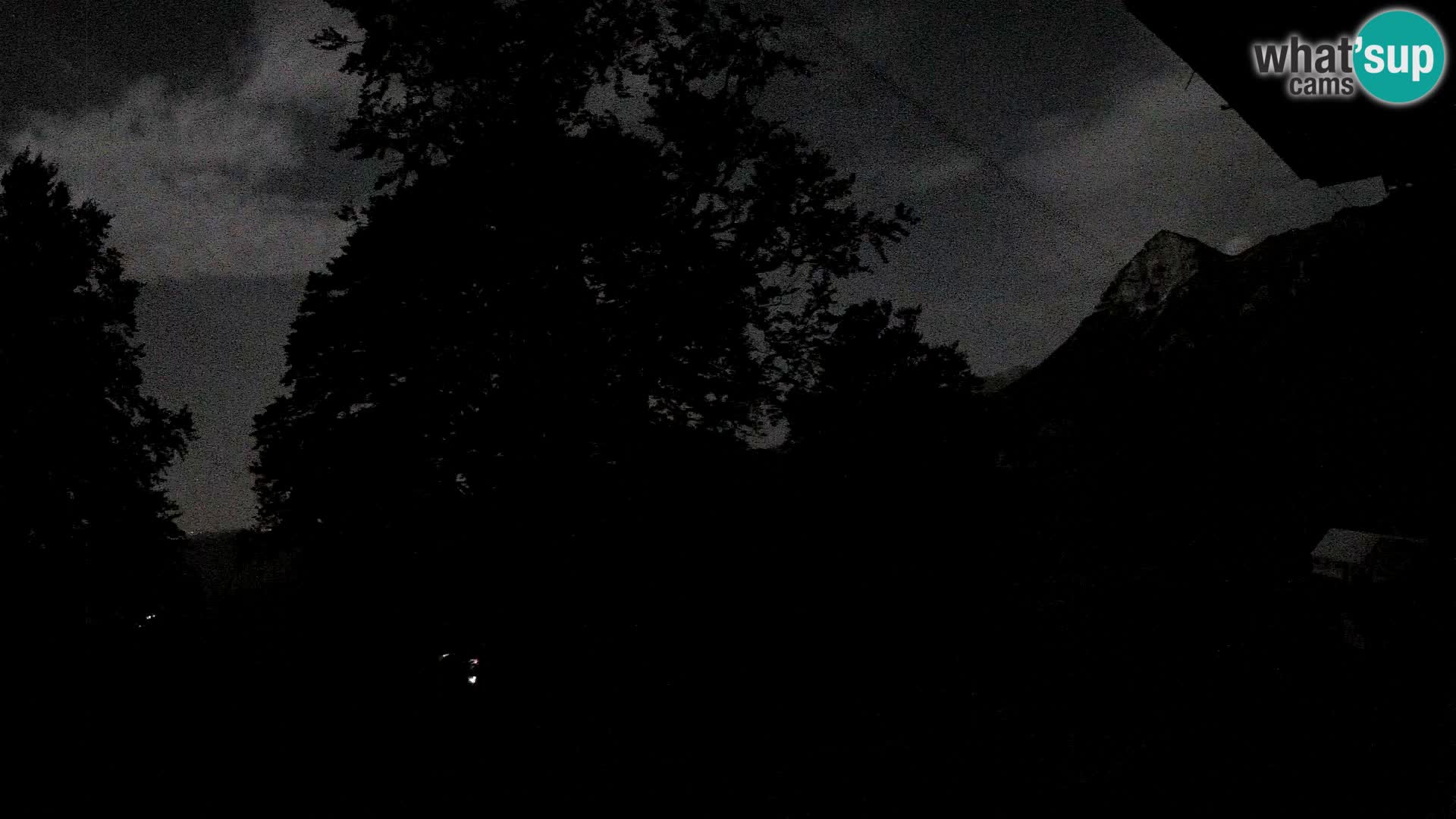 Planina Razor Bergütte Webcam (1315) | Blick auf Tolminski Migovec