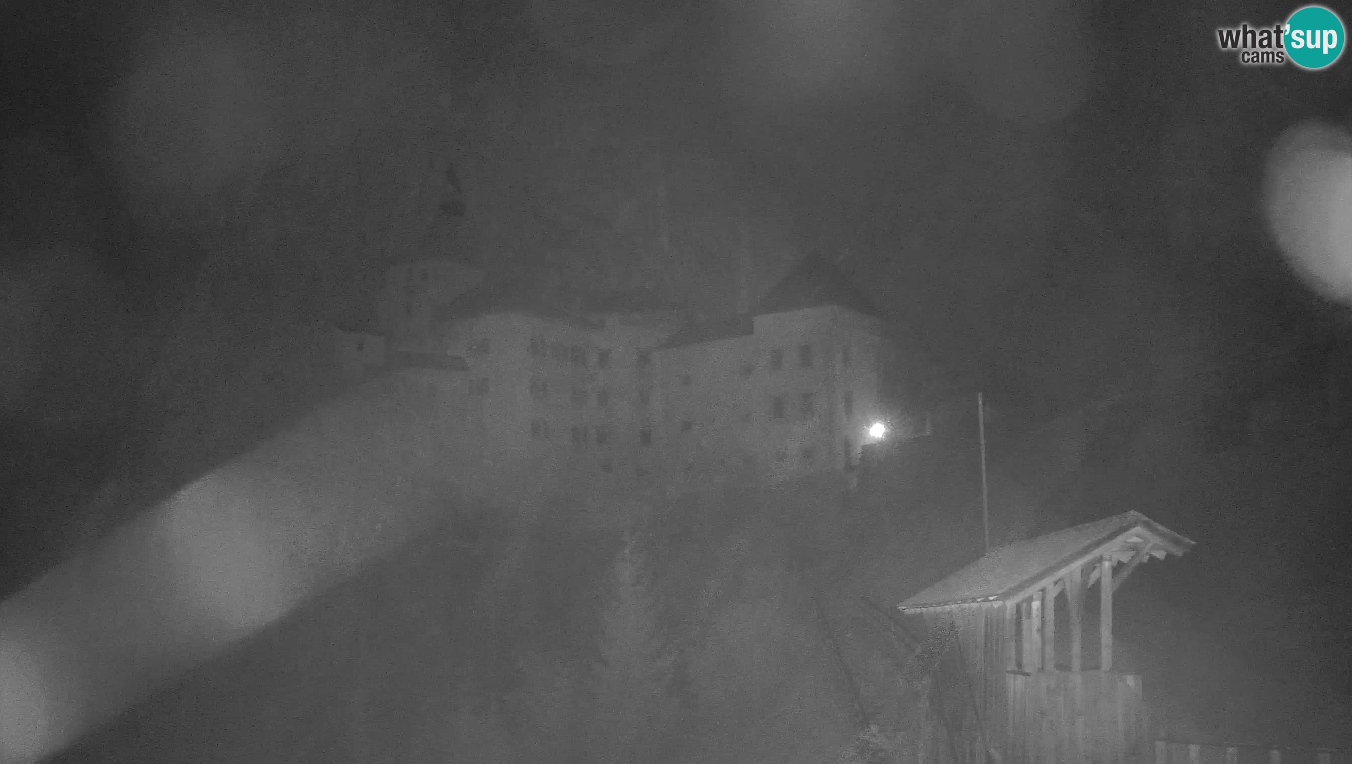 Web kamera Predjamski dvorac – Postojna – Slovenija