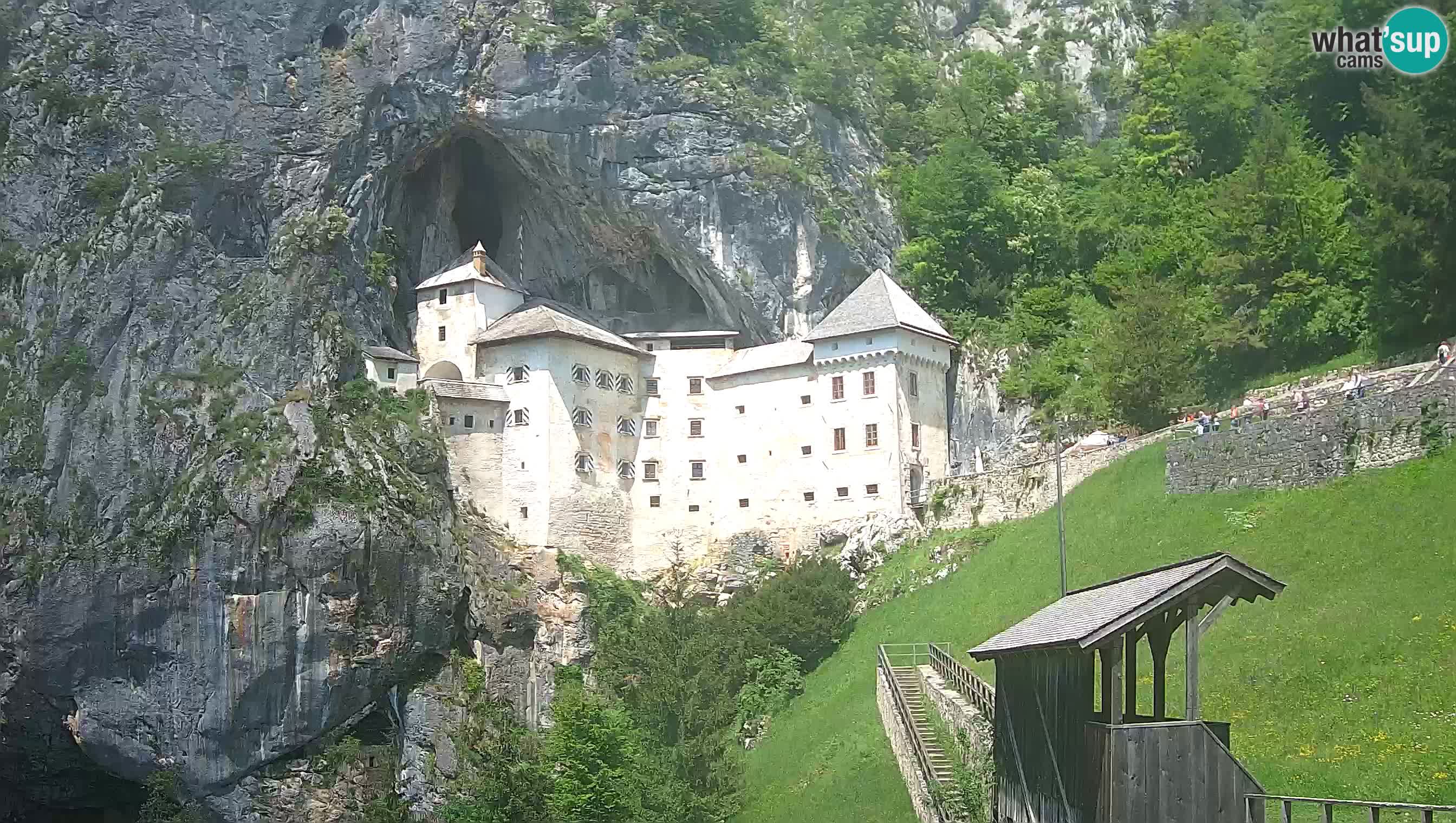 Live Webcam Höhlenburg Predjama – Postojna – Slowenien