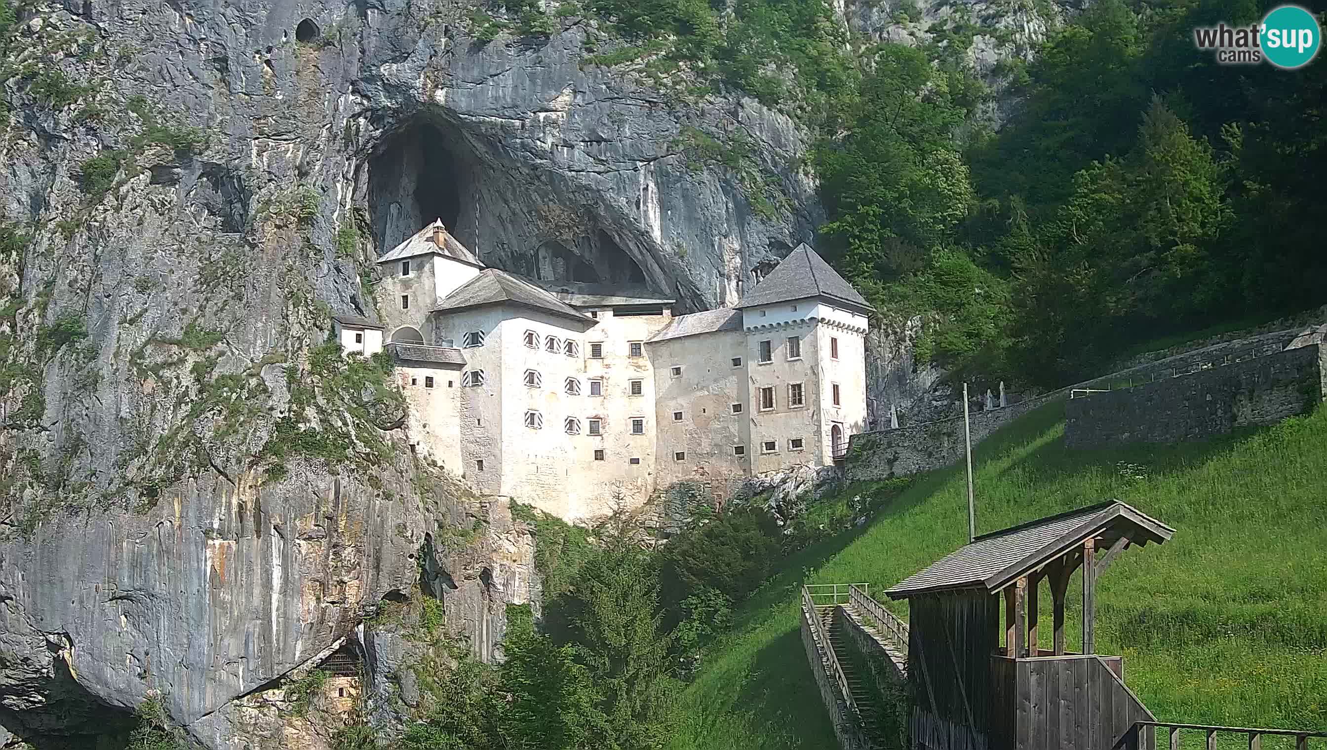 Live Webcam Predjamski grad – Predjama Castle – Postojna – Slovenia