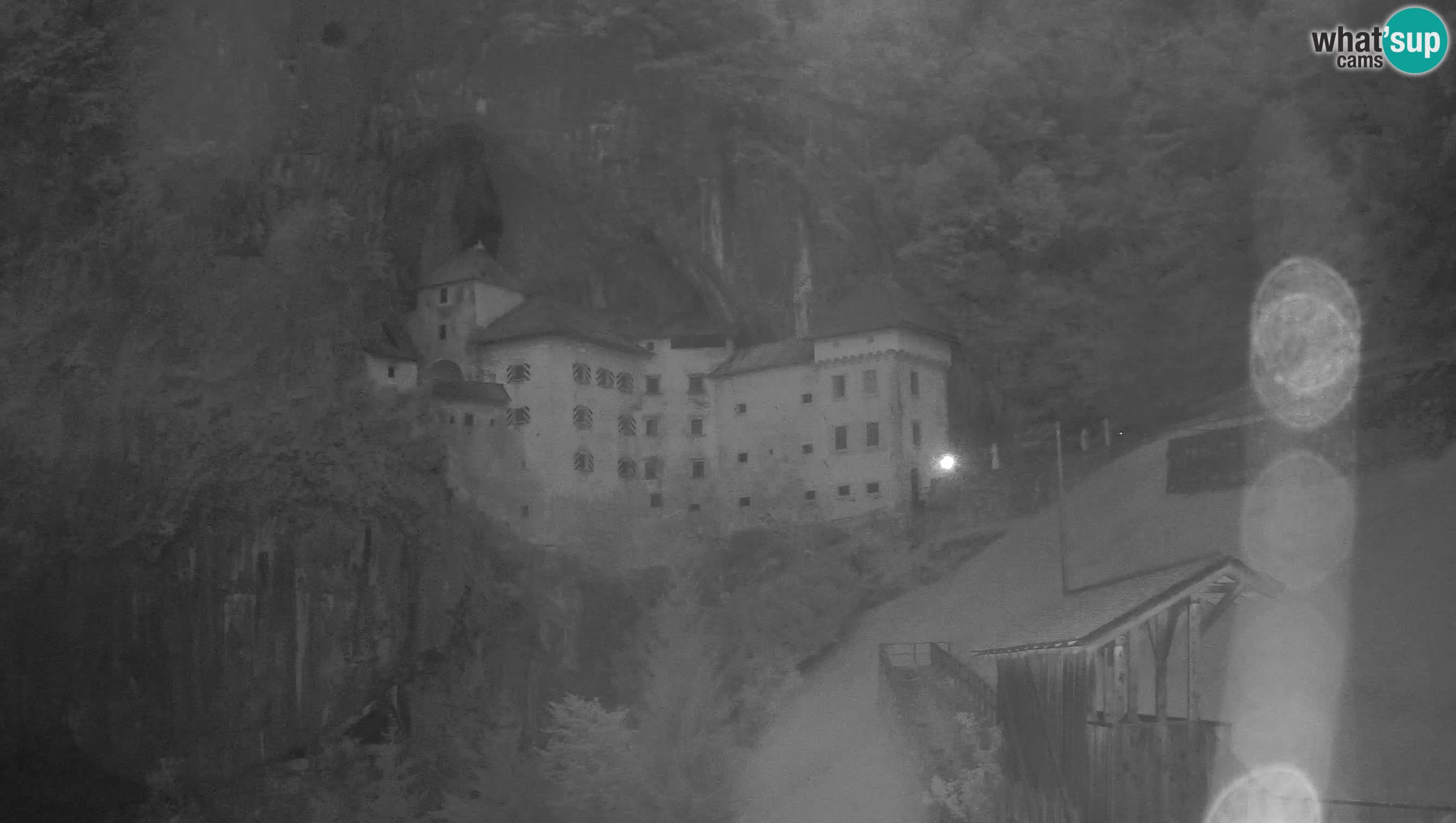 Live Webcam Predjamski grad – Predjama Castle – Postojna – Slovenia