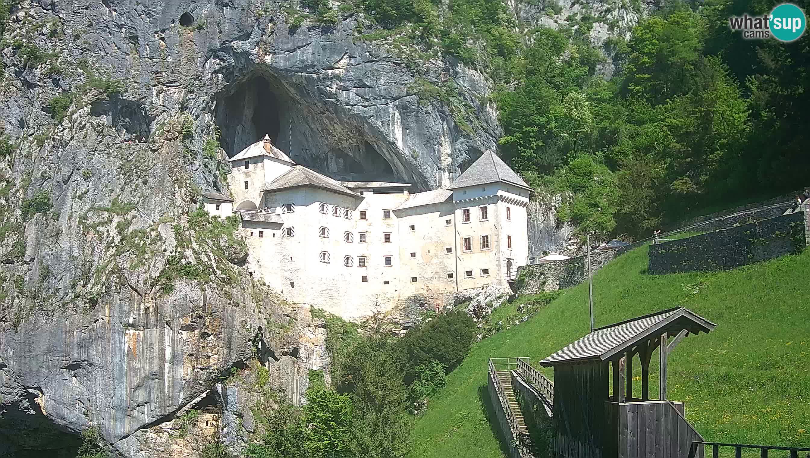 Live Webcam Castello di Predjama – Postumia – Slovenia