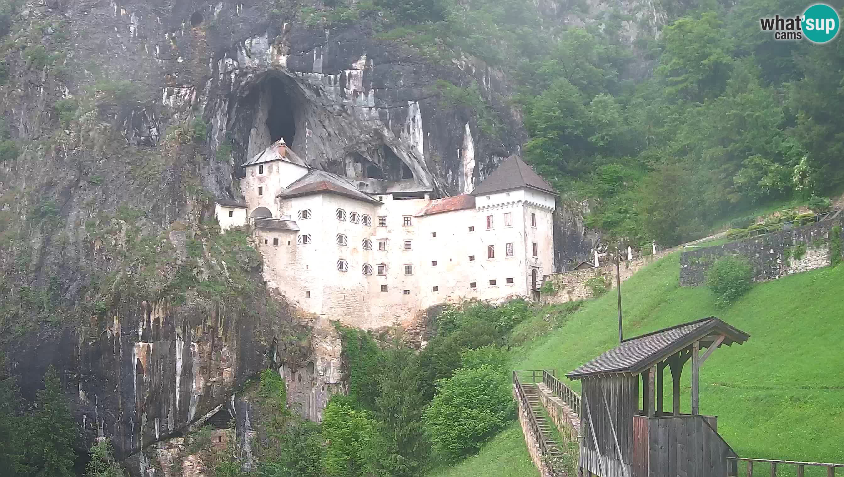 Live Webcam Castello di Predjama – Postumia – Slovenia