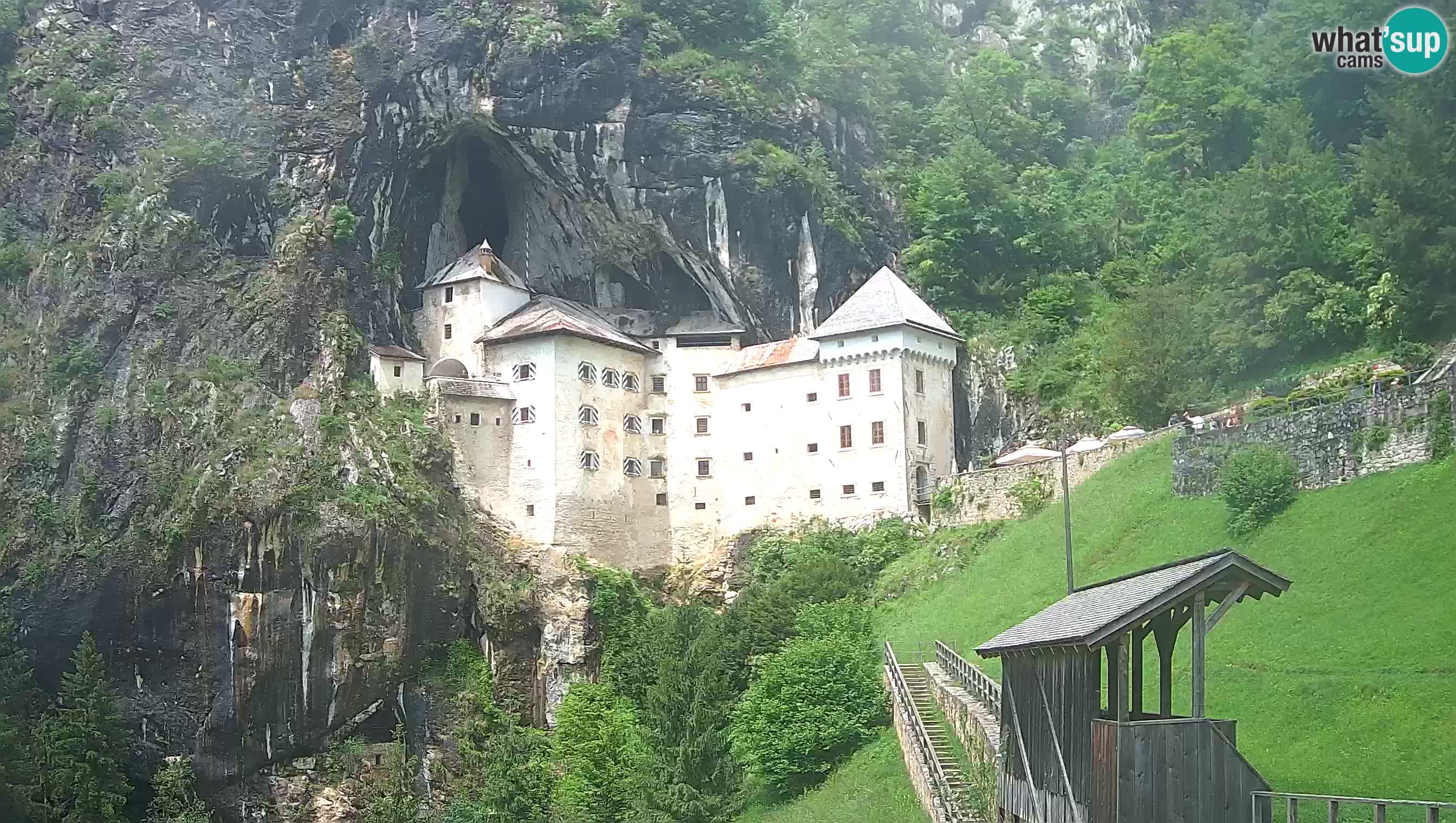 Live Webcam Predjamski grad – Predjama Castle – Postojna – Slovenia