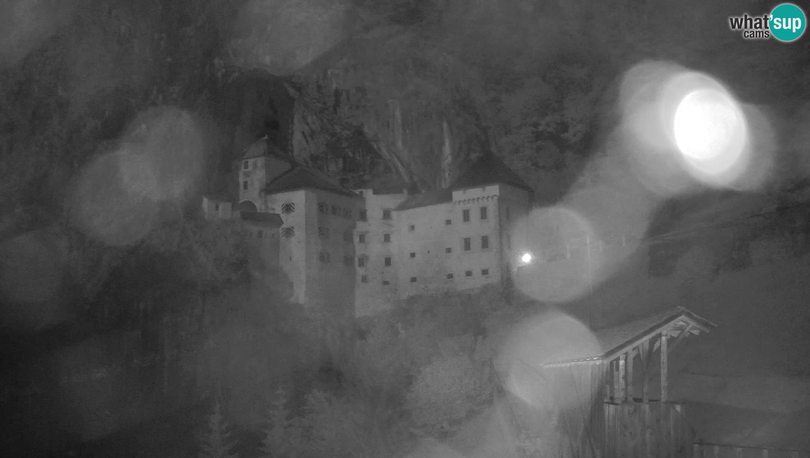 Live Webcam Castello di Predjama – Postumia – Slovenia