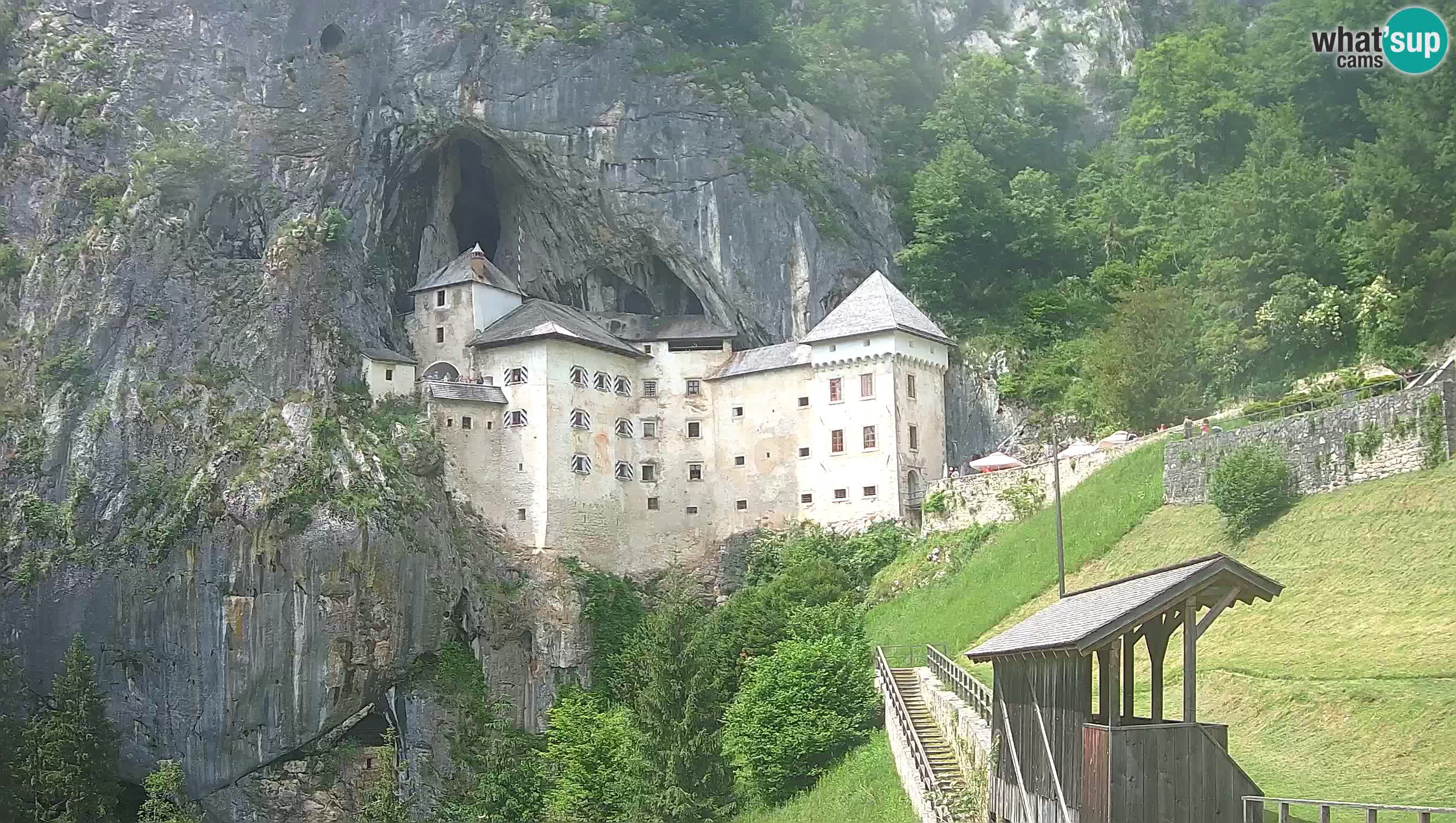 Live Webcam Predjamski grad – Predjama Castle – Postojna – Slovenia