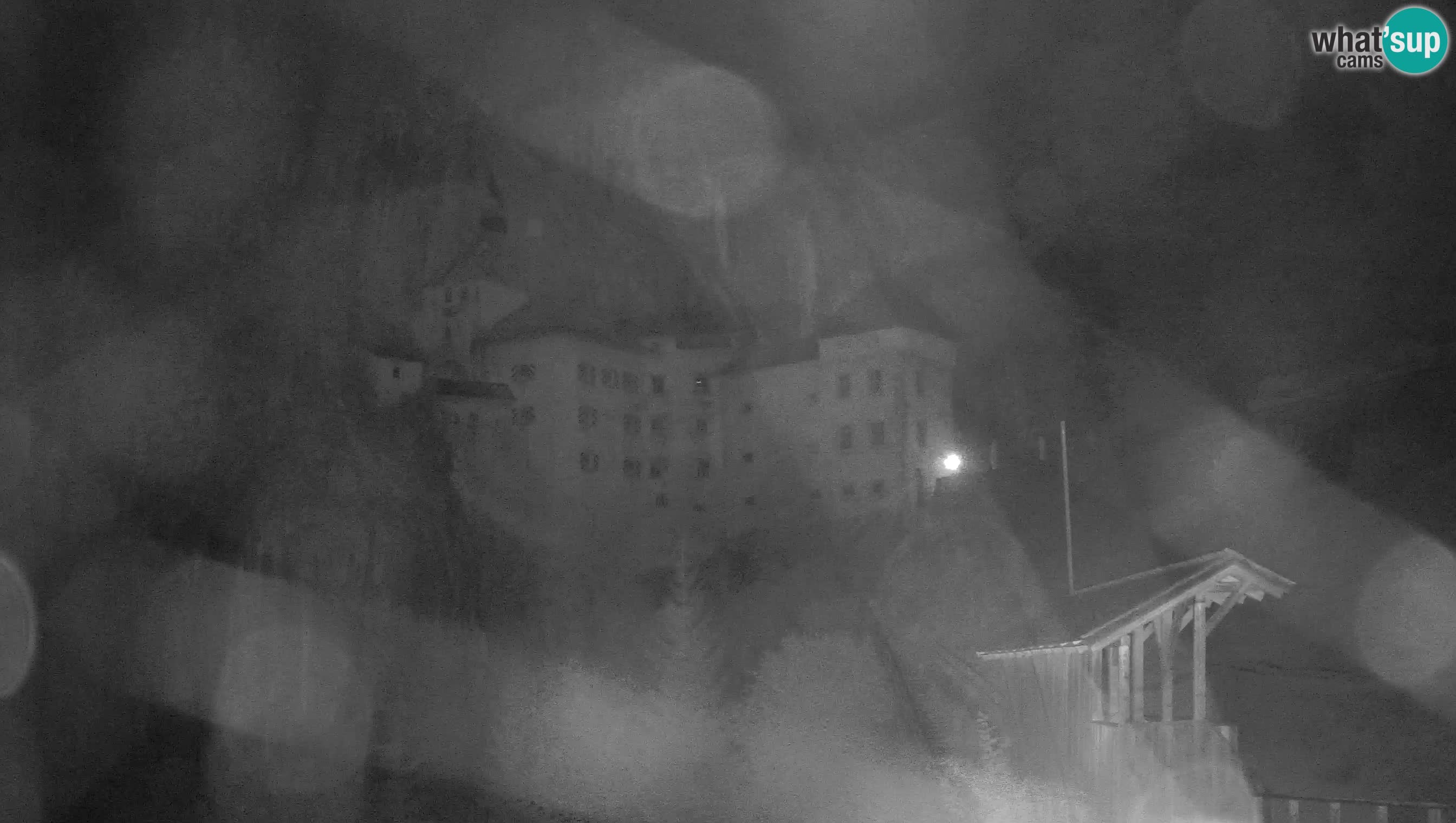 Live Webcam Grad Predjama – Château de Predjama – Postojna – Slovénie