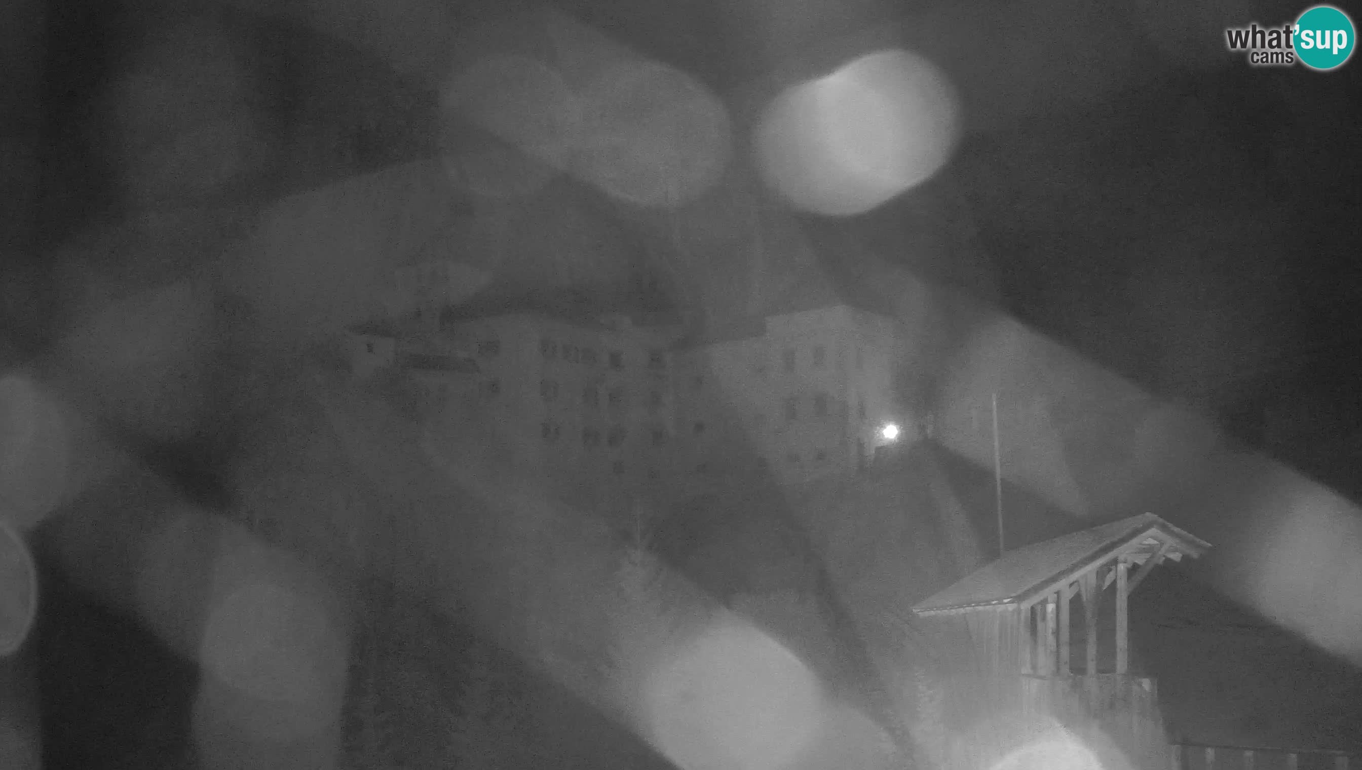 Live Webcam Grad Predjama – Château de Predjama – Postojna – Slovénie