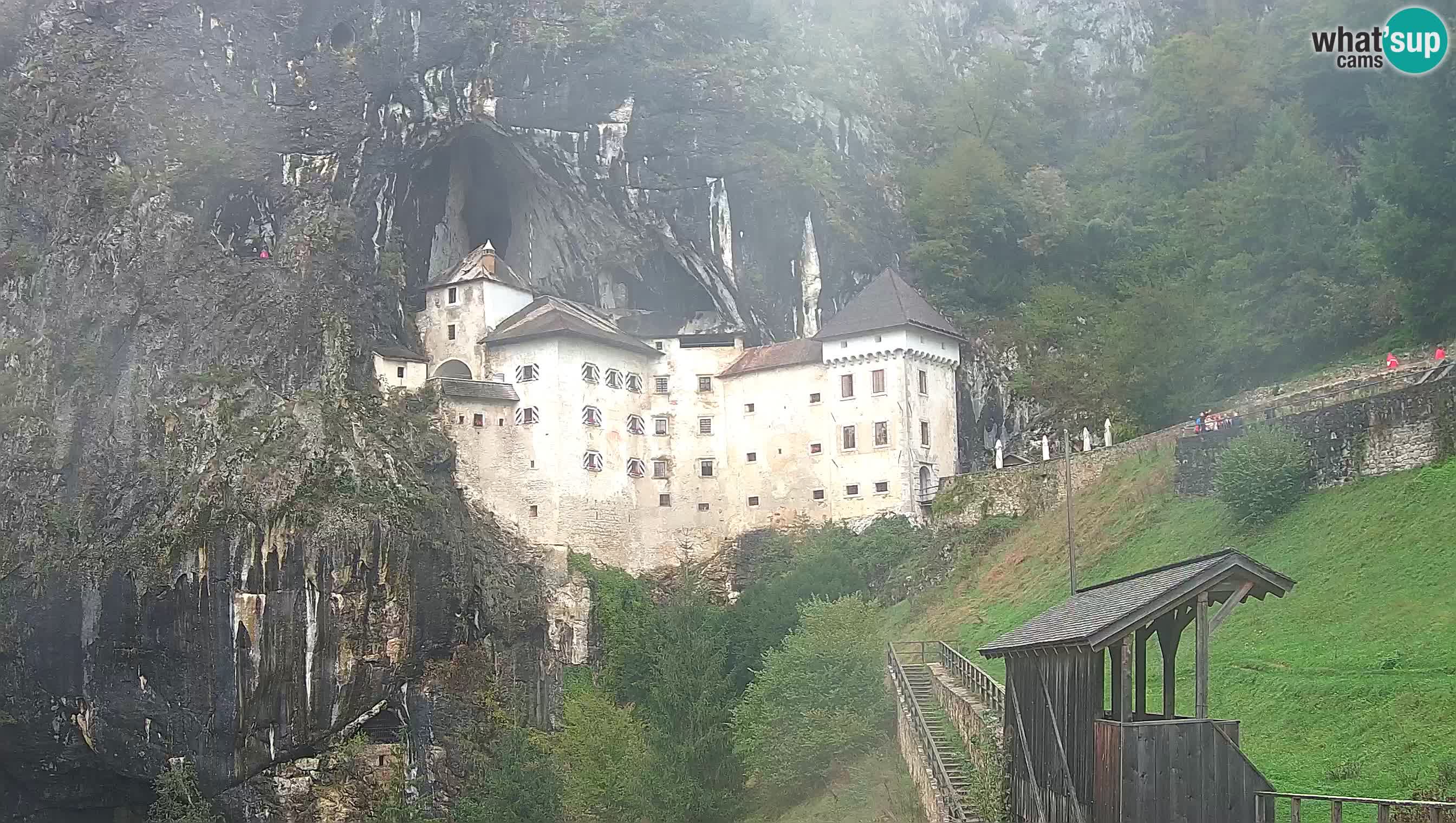 Live Webcam Grad Predjama – Château de Predjama – Postojna – Slovénie