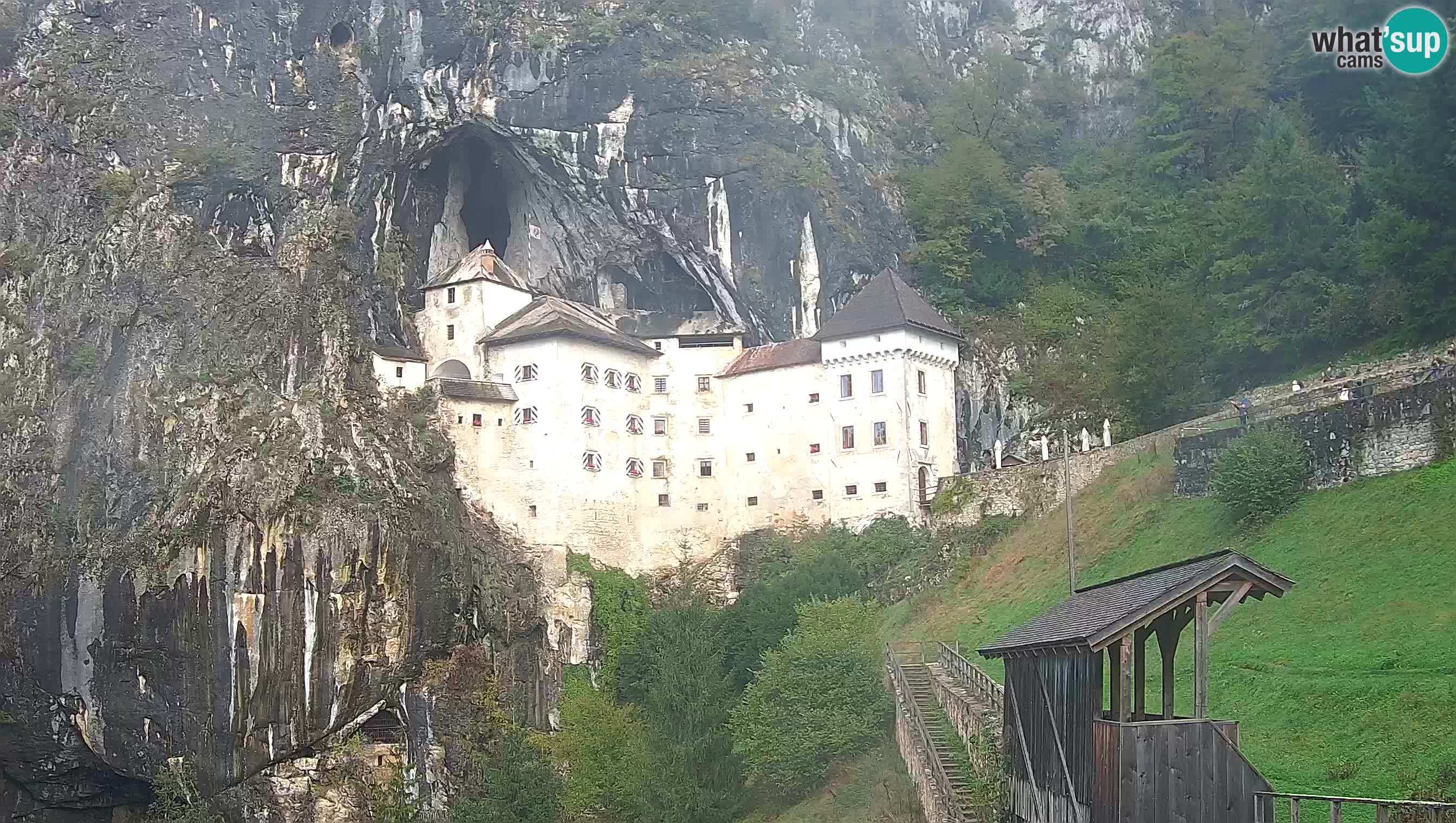 Live Webcam Grad Predjama – Château de Predjama – Postojna – Slovénie