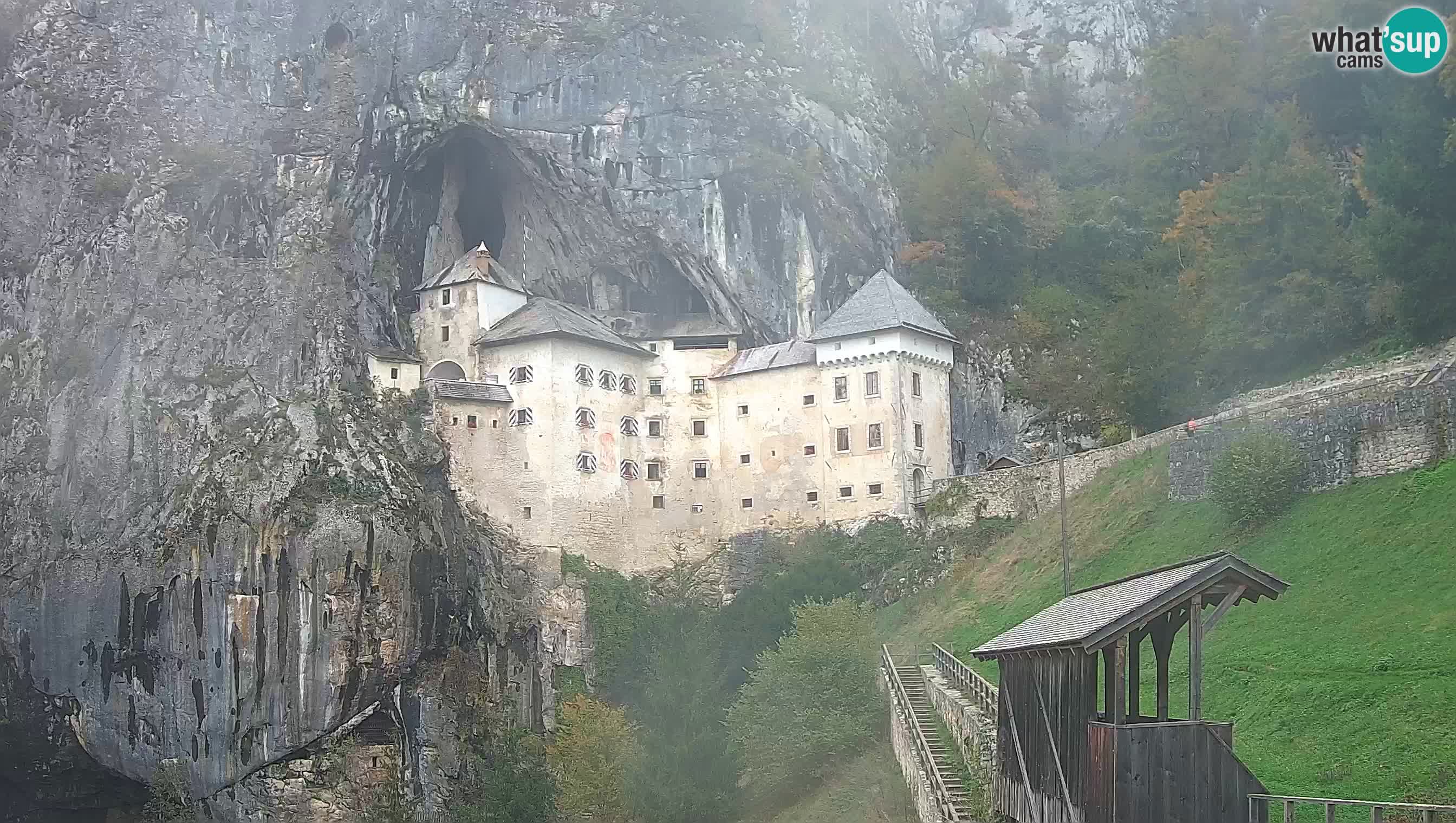 Live Webcam Predjamski grad – Predjama Castle – Postojna – Slovenia