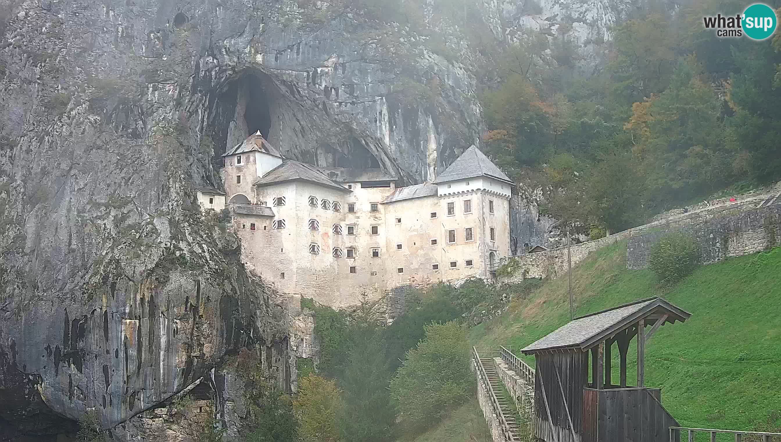 Live Webcam Castello di Predjama – Postumia – Slovenia