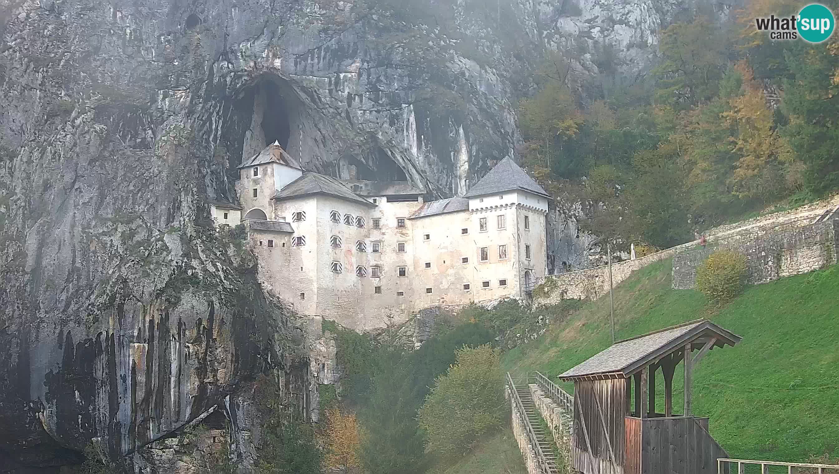 Live Webcam Grad Predjama – Château de Predjama – Postojna – Slovénie