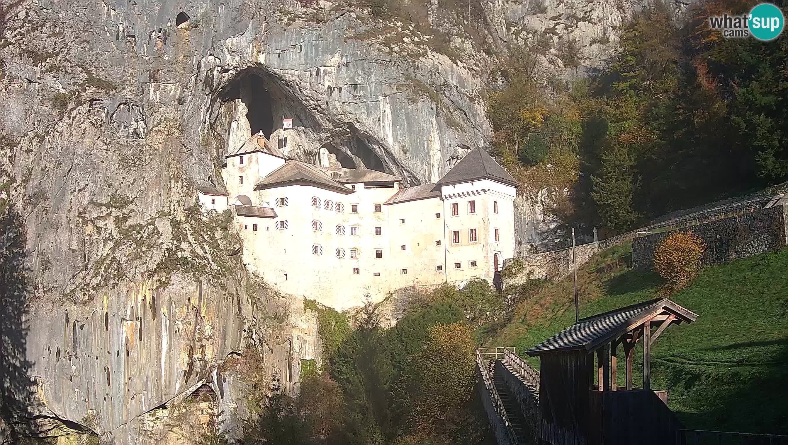 Live Webcam Predjamski grad – Predjama Castle – Postojna – Slovenia