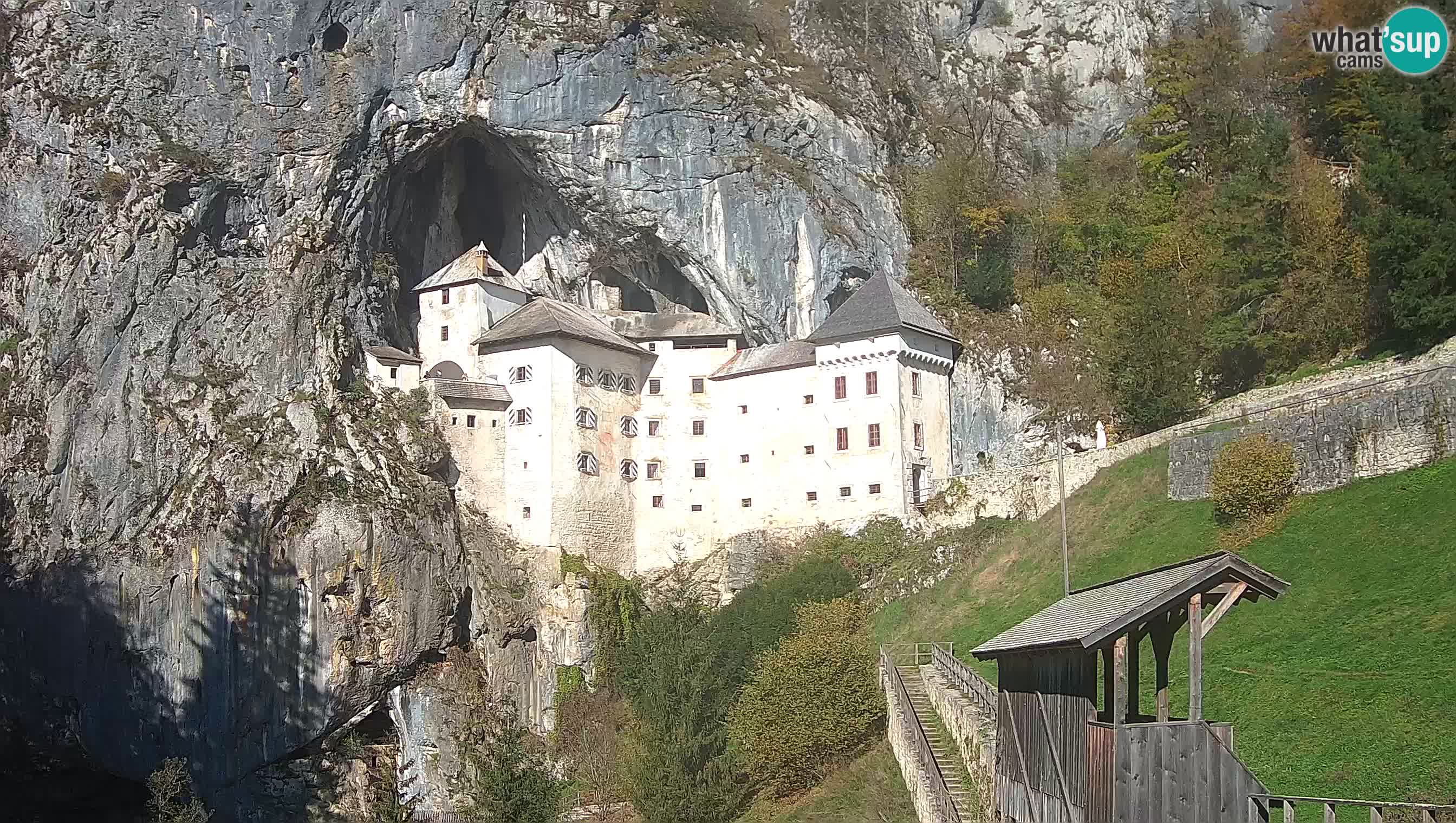 Live Webcam Grad Predjama – Château de Predjama – Postojna – Slovénie