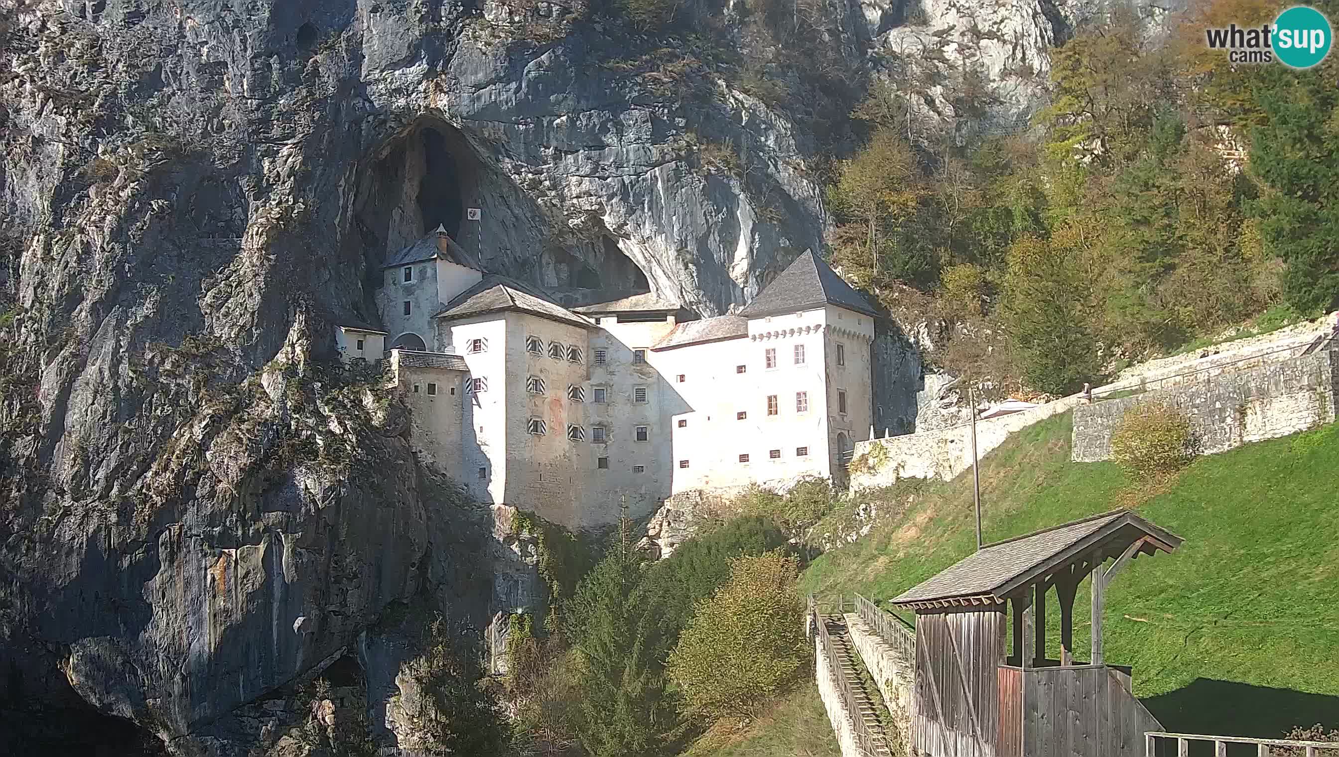 Live Webcam Castello di Predjama – Postumia – Slovenia