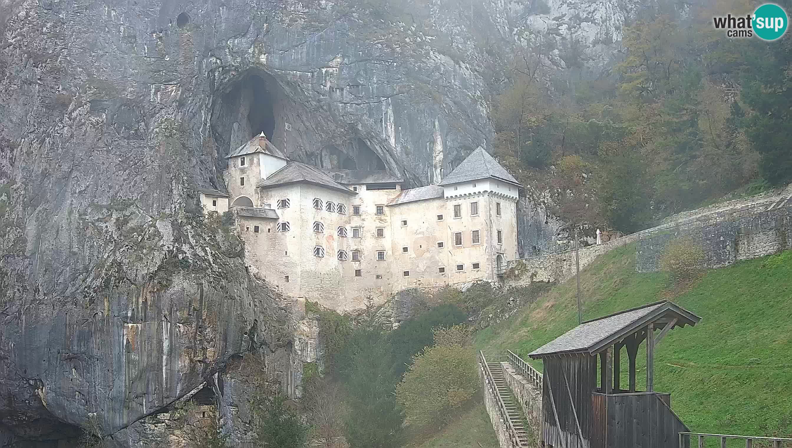 Live Webcam Castello di Predjama – Postumia – Slovenia