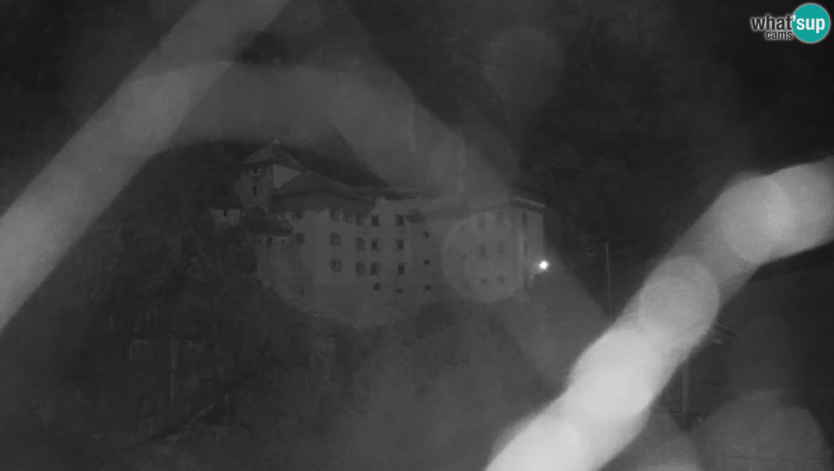 Live Webcam Höhlenburg Predjama – Postojna – Slowenien