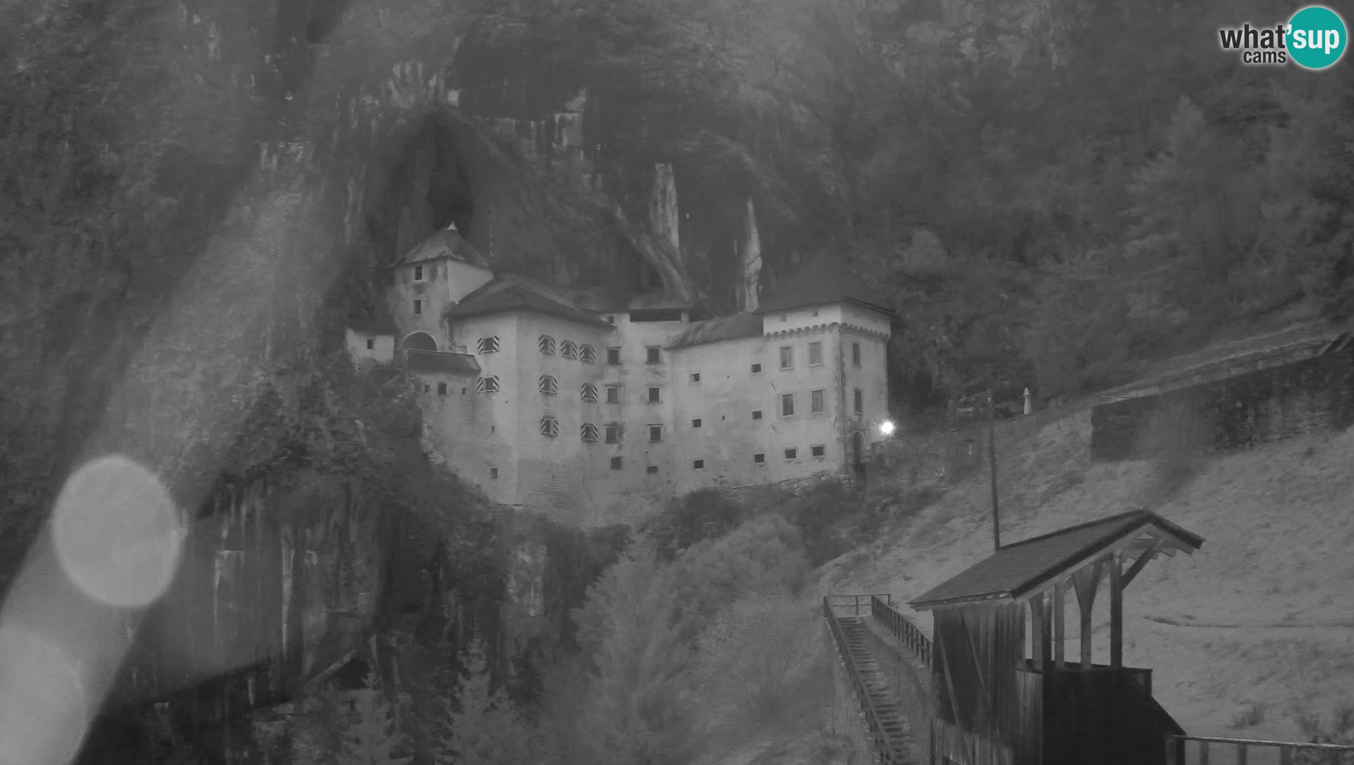 Live Webcam Castello di Predjama – Postumia – Slovenia