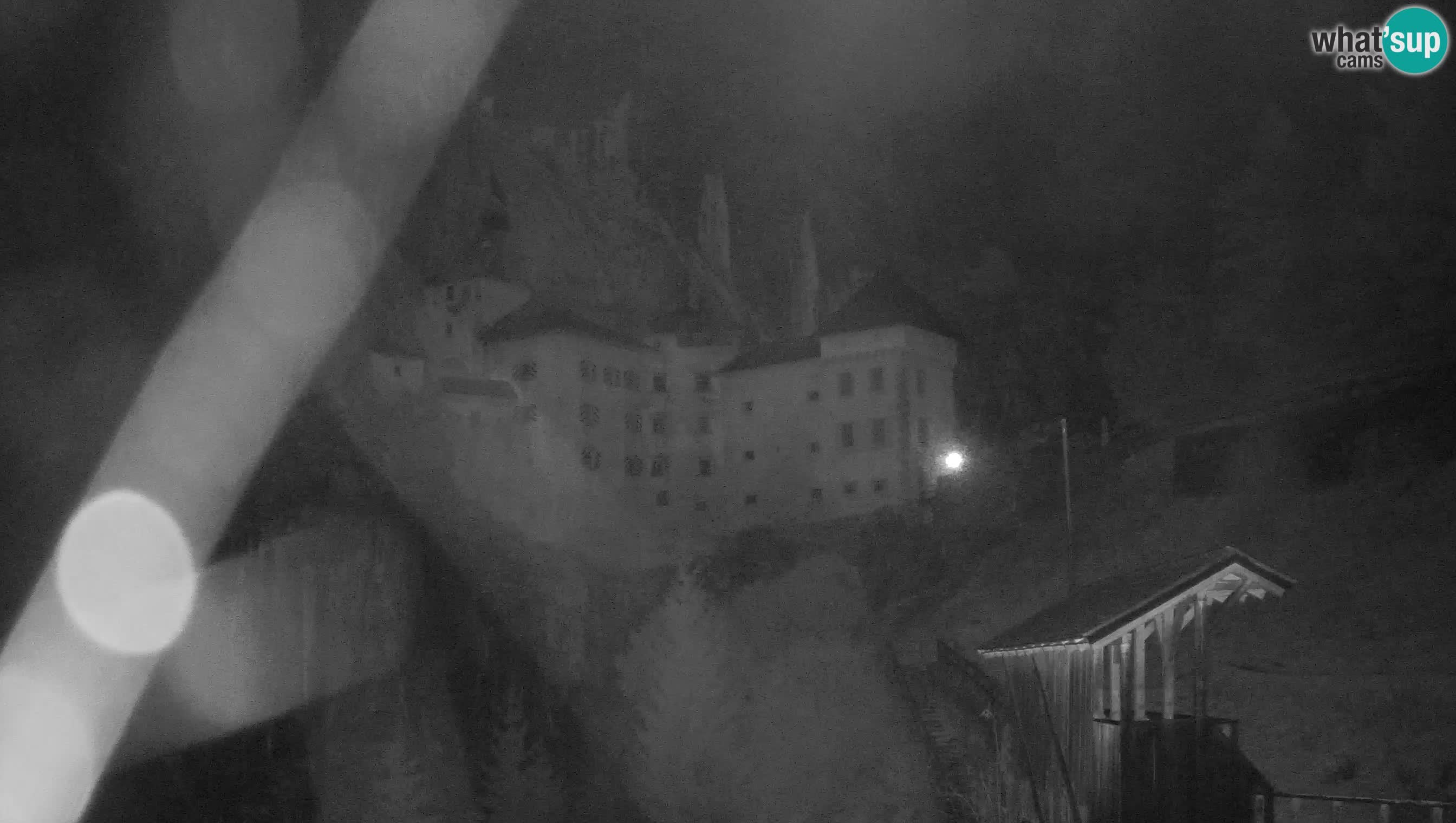 Live Webcam Höhlenburg Predjama – Postojna – Slowenien