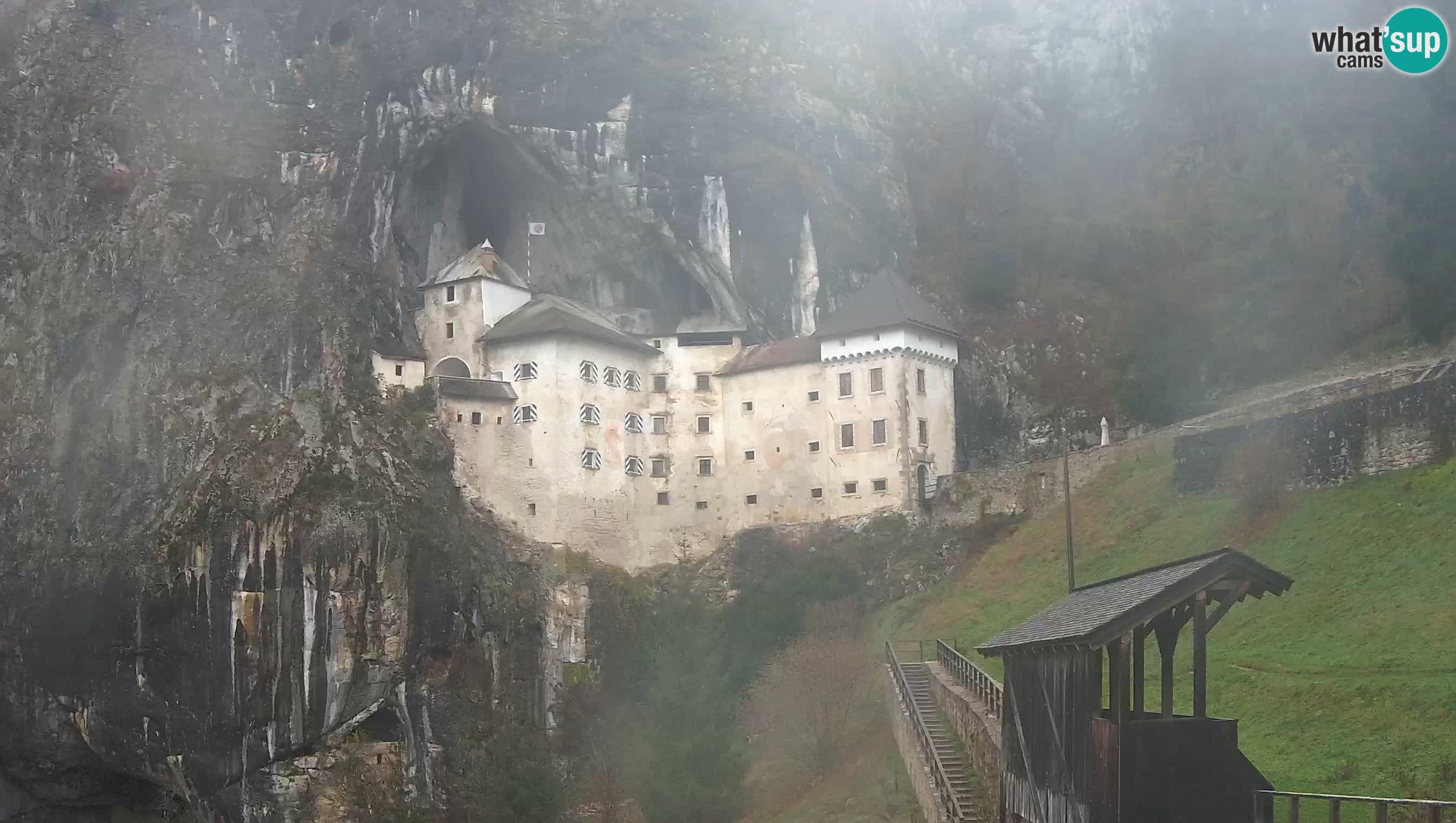 Live Webcam Castello di Predjama – Postumia – Slovenia