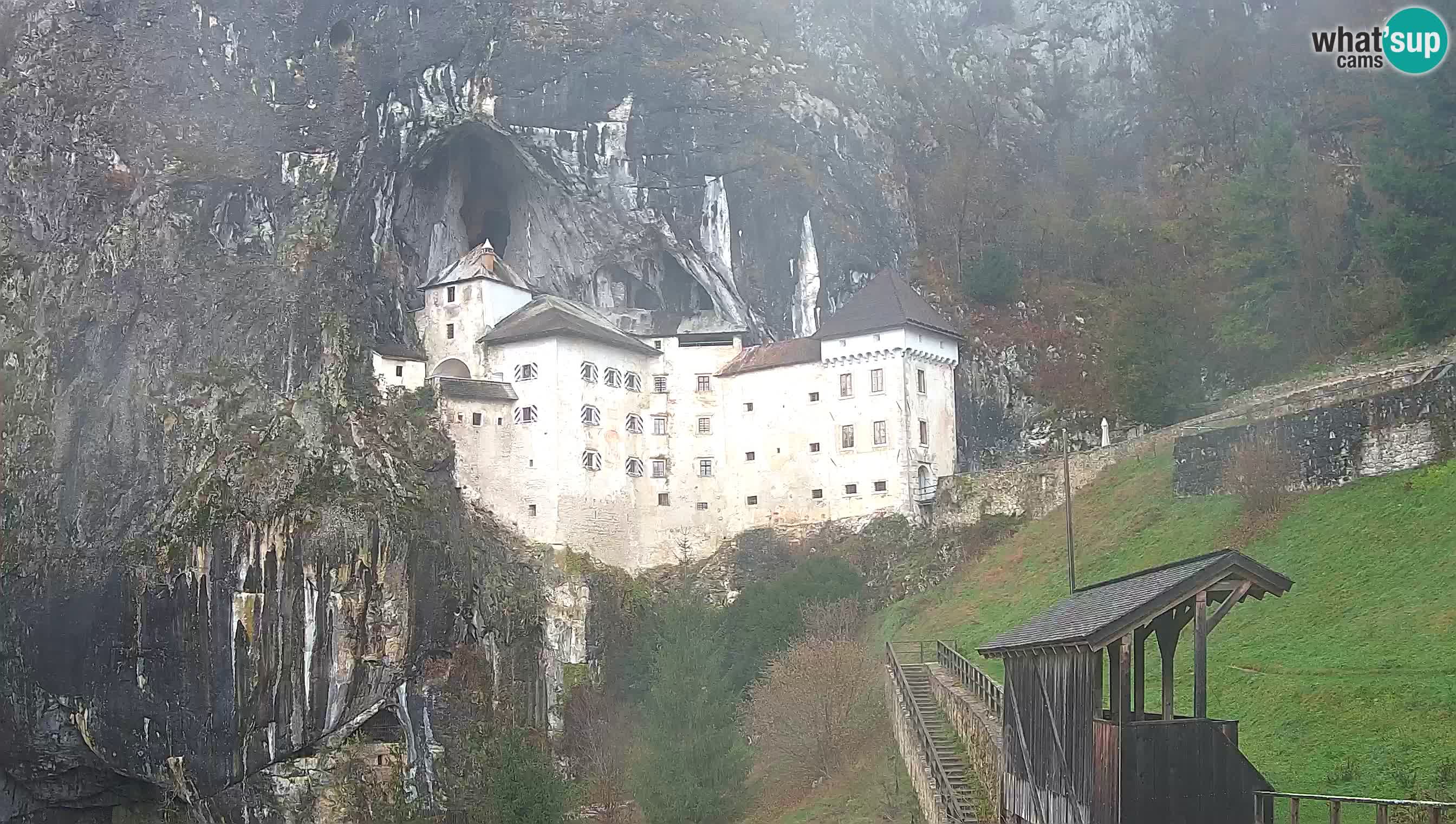 Live Webcam Castello di Predjama – Postumia – Slovenia